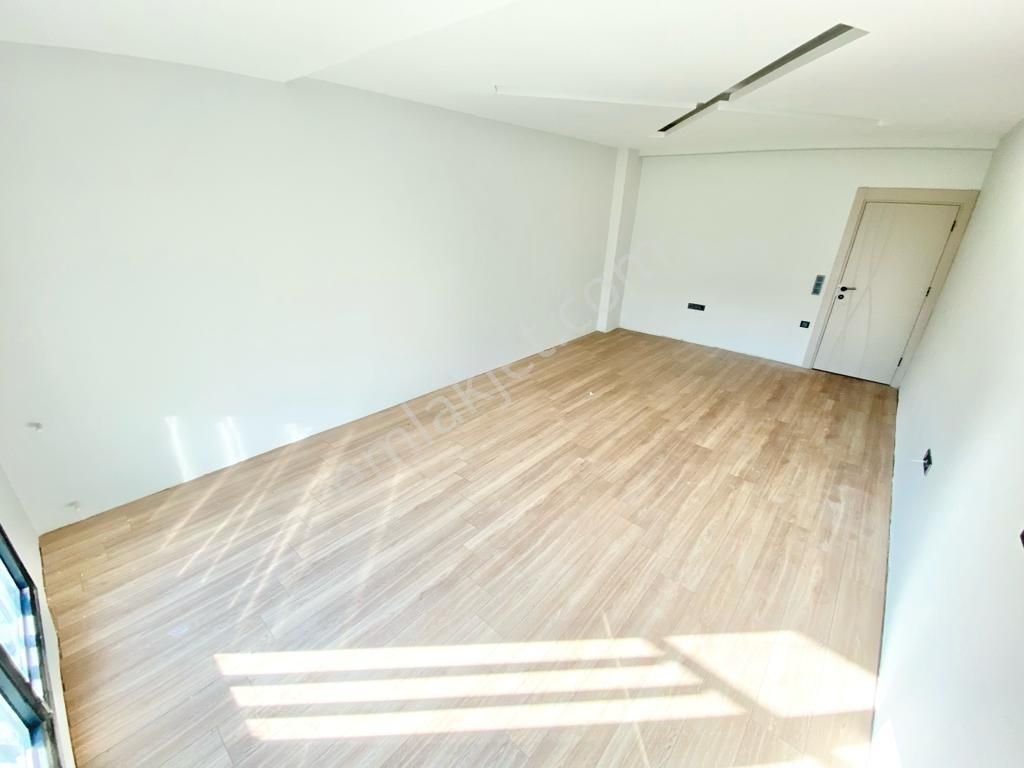 Yüksel'den Güre'de Huzurdolu Bir Yaşam Sizi Bekliyor 6+1 Ultra Lüx Satılık Villa - Görsel 12