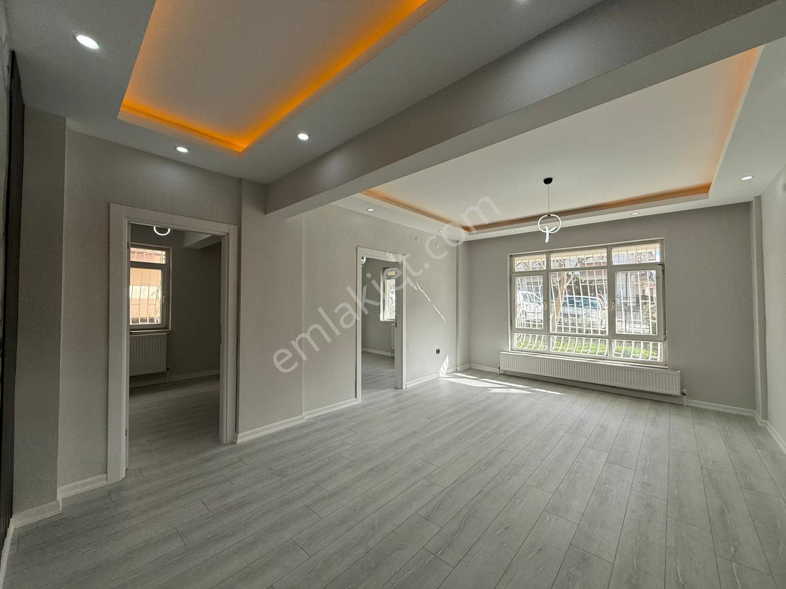 Kariyerden Tepebaşında Merkezde Ultra Yapılı Yüksek Giriş 3+1 Daire - Görsel 4