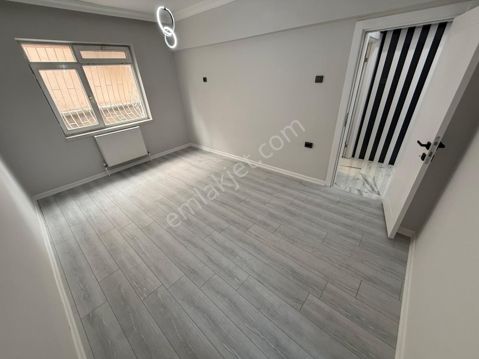 Kariyerden Tepebaşında Merkezde Ultra Yapılı Yüksek Giriş 3+1 Daire - Görsel 24