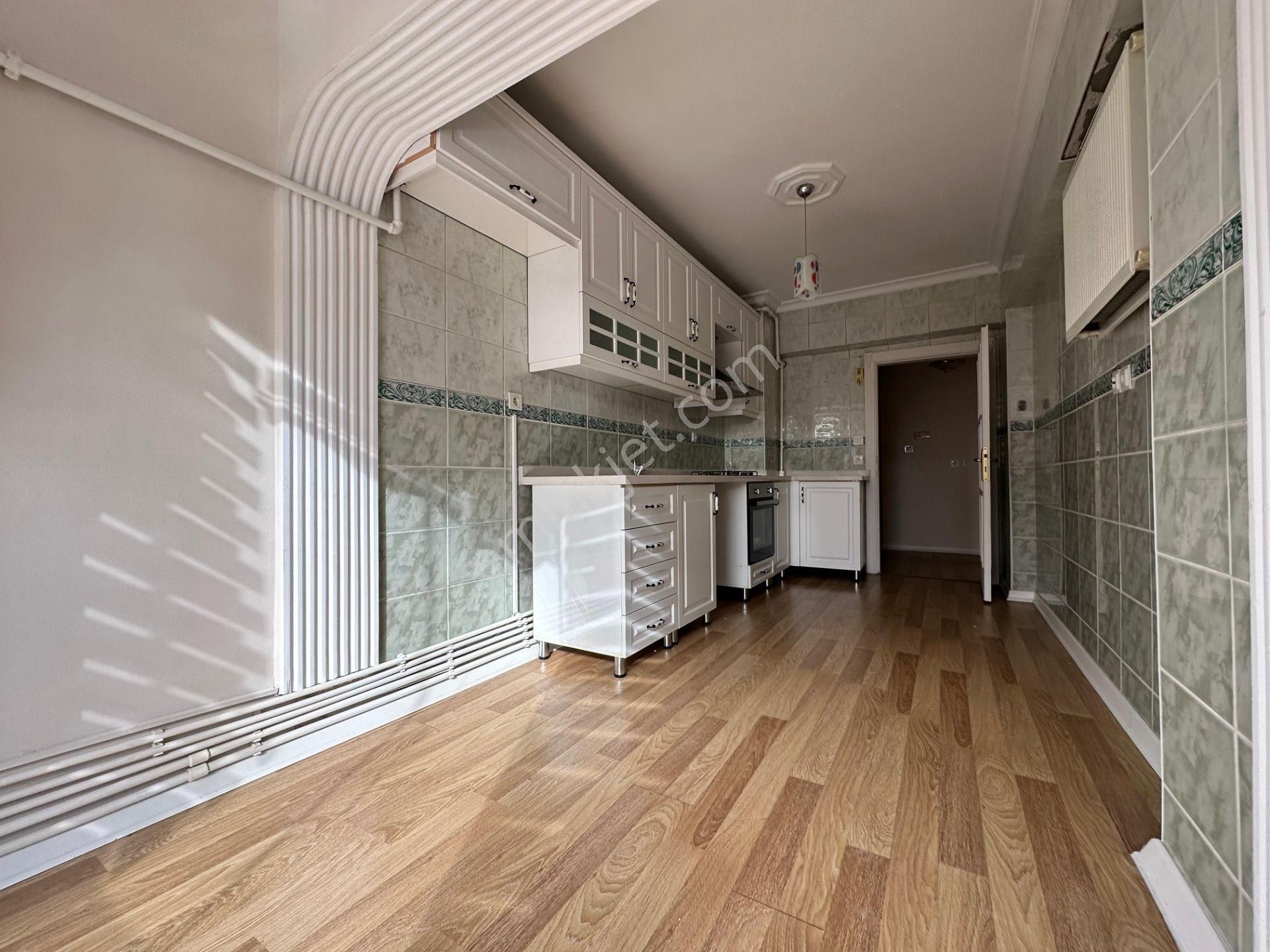 Pursaklar Mehmet Zengin Emlak'tan 2.kat 3+1 Köşebaşı Yapılı Masrafsız Daire - Görsel 8