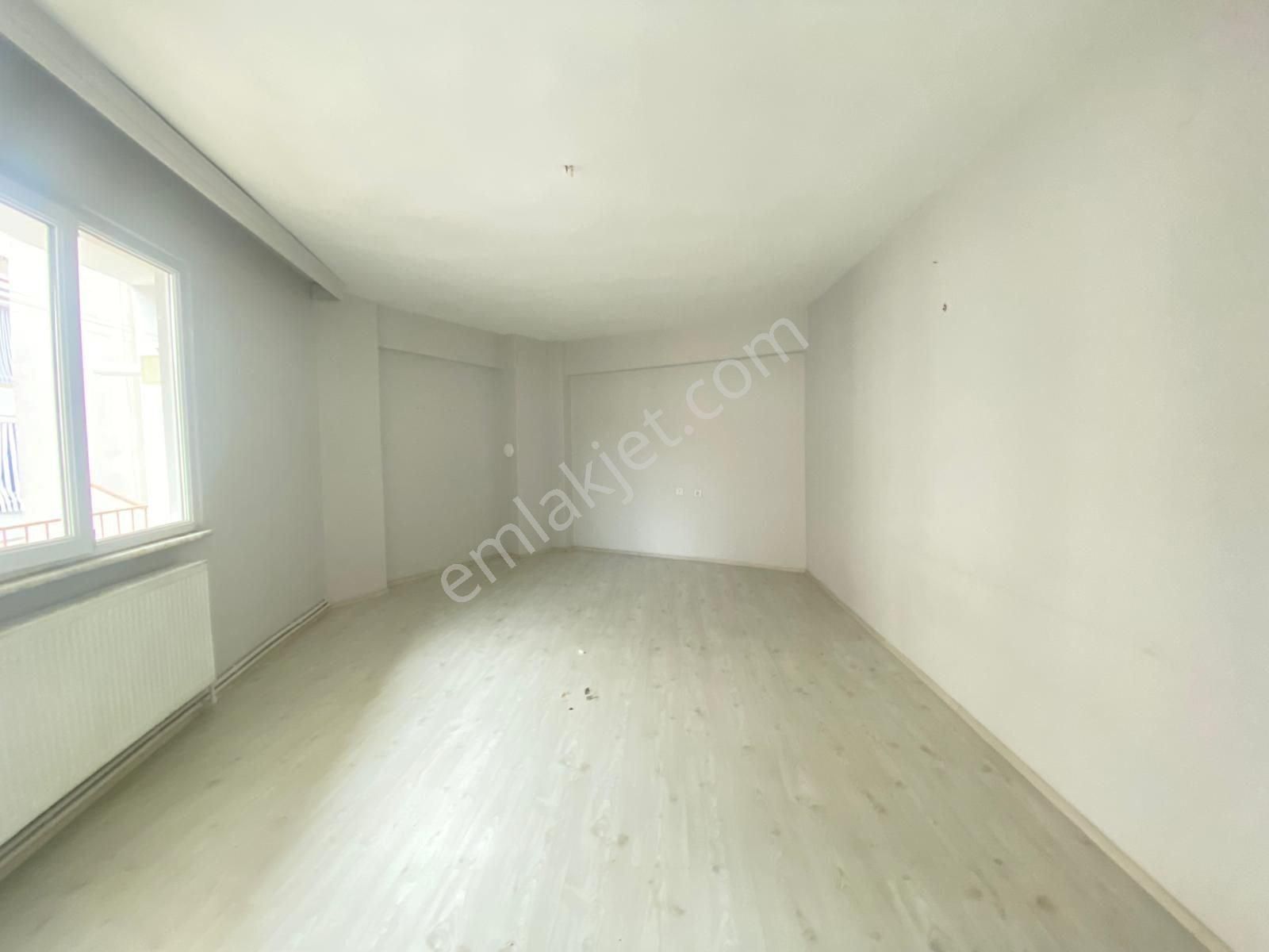 Bursa Orhangazi Arapzade Mahallesi Çarşı Merkezde Satılık 2+1 Daire - Görsel 4