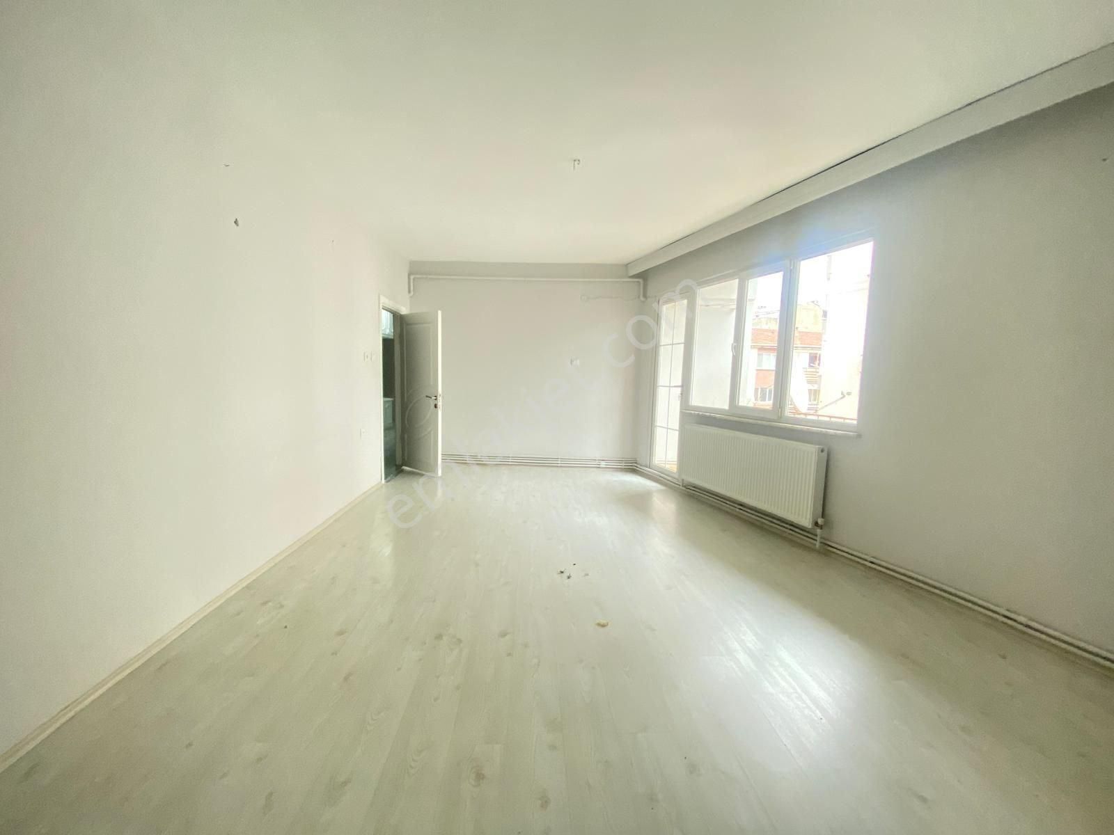 Bursa Orhangazi Arapzade Mahallesi Çarşı Merkezde Satılık 2+1 Daire - Görsel 5