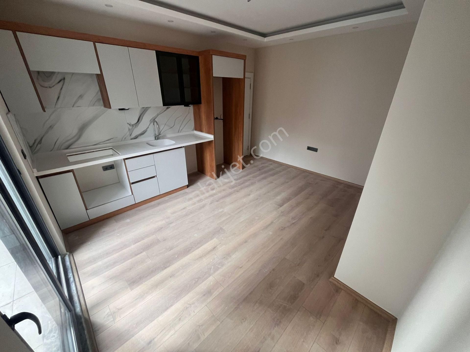 Yükselden Edremitte Kapalı Otoparklı Ara Kat Ultra Lüx 1+1 Satılık Daire - Görsel 7