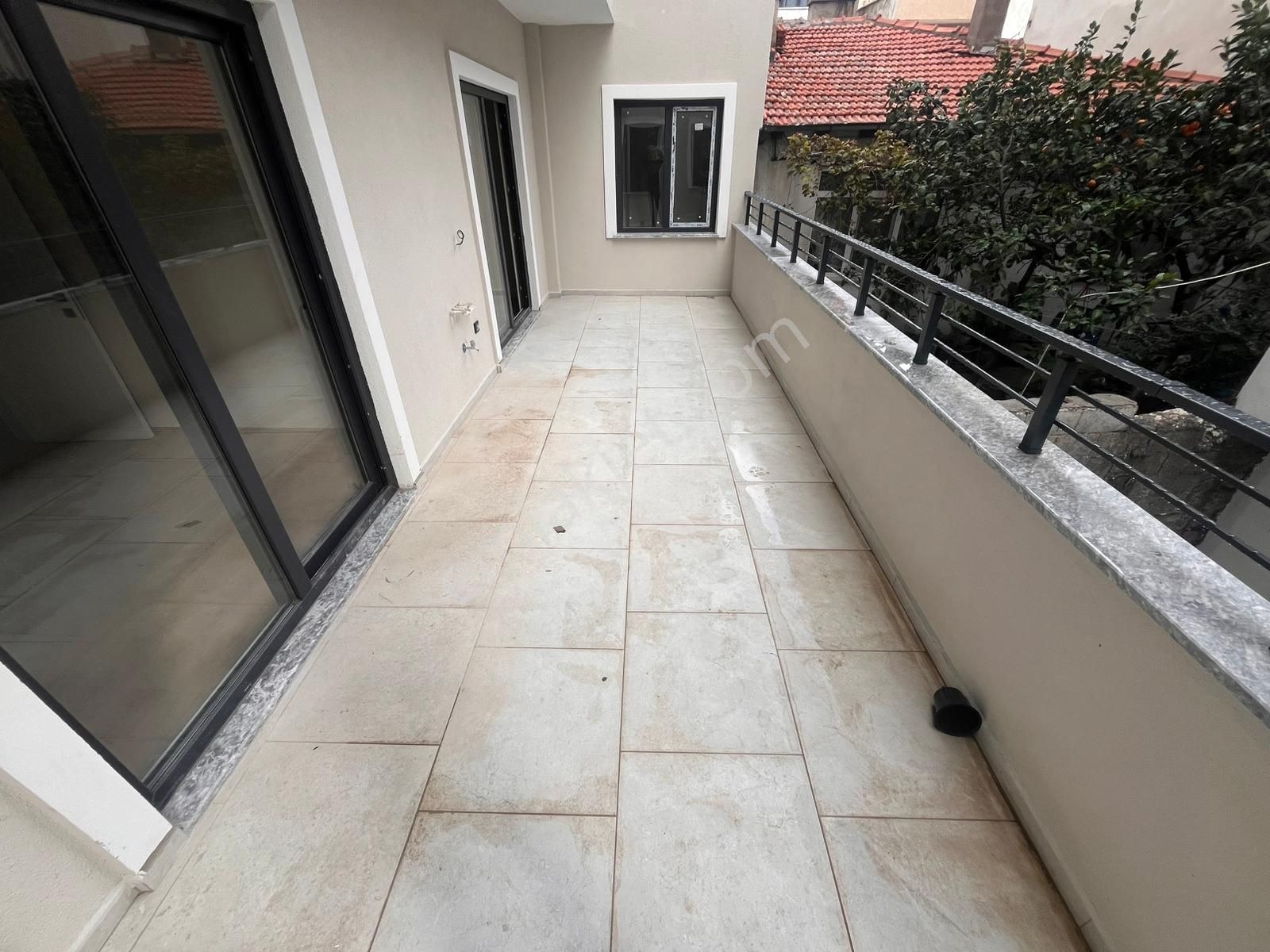 Yükselden Edremitte Kapalı Otoparklı Ara Kat Ultra Lüx 1+1 Satılık Daire - Görsel 20