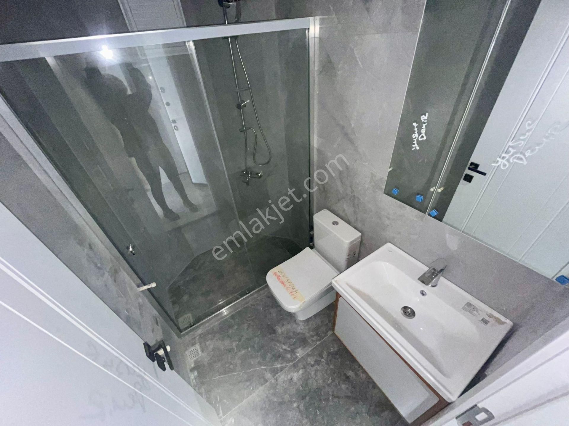 Yükselden Edremitte Kapalı Otoparklı Ara Kat Ultra Lüx 1+1 Satılık Daire - Görsel 19