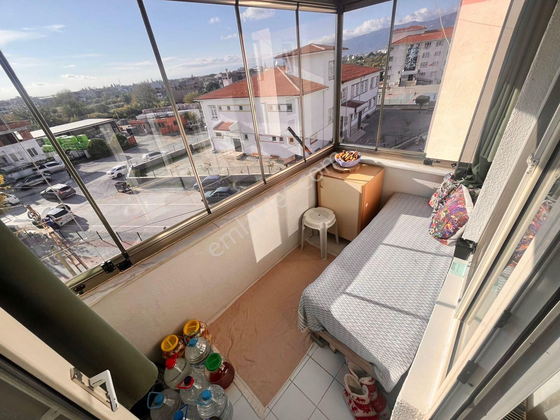 Yüksel'den Edremit'te Kapalı Mutfak Geniş M2 Cam Balkonlu 3+1 Satılık Daire - Görsel 24