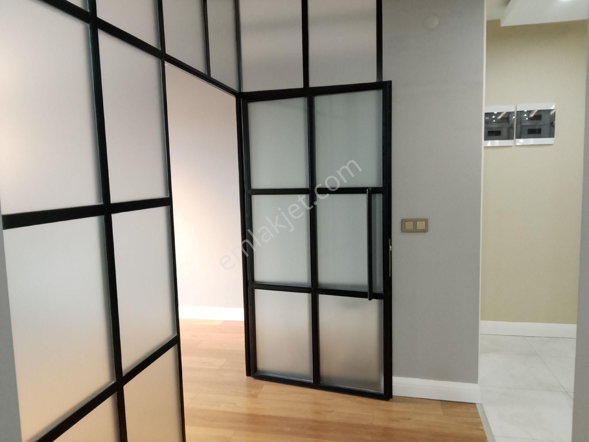 Beylikdüzü 2+1 Amerikan Mutfaklı Kiralık Daire 3 Kat Teraslı 30.000 - Görsel 24