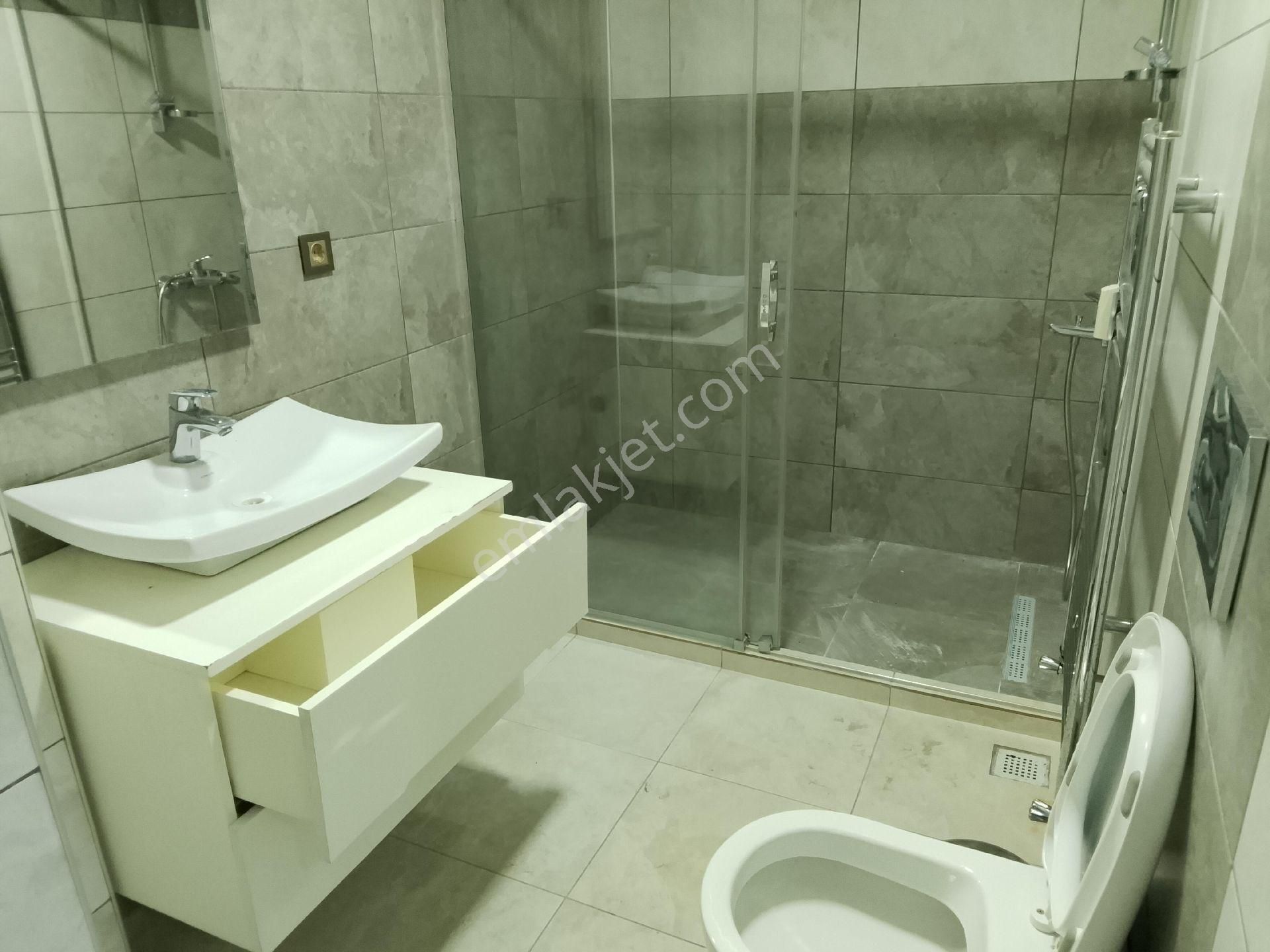 Beylikdüzü 2+1 Amerikan Mutfaklı Kiralık Daire 3 Kat Teraslı 30.000 - Görsel 34