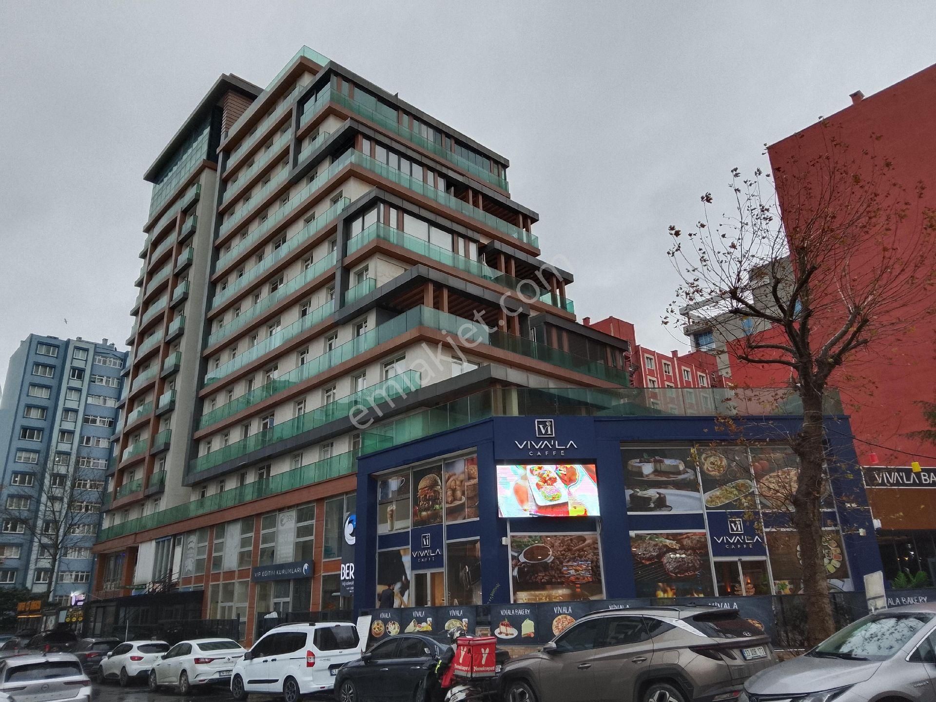 Beylikdüzü 2+1 Amerikan Mutfaklı Kiralık Daire 3 Kat Teraslı 30.000