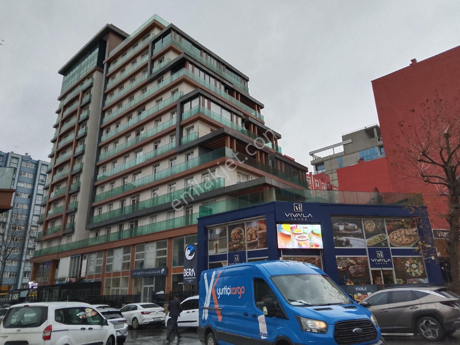 Beylikdüzü 2+1 Amerikan Mutfaklı Kiralık Daire 3 Kat Teraslı 30.000 - Görsel 2