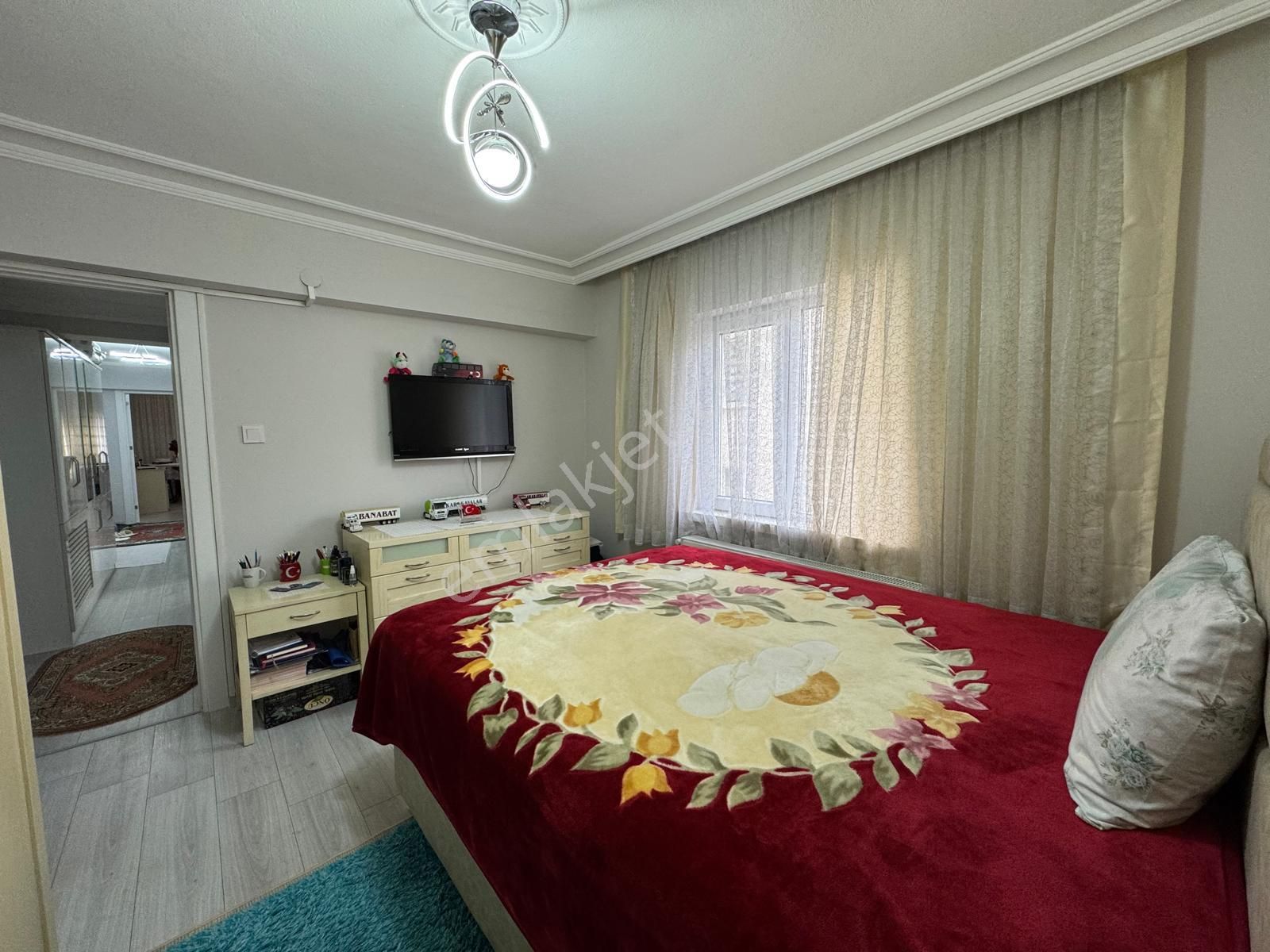 Ufuktepe Mahallesinde Katta Full Yapılı Asansörlü 2+1 - Görsel 11