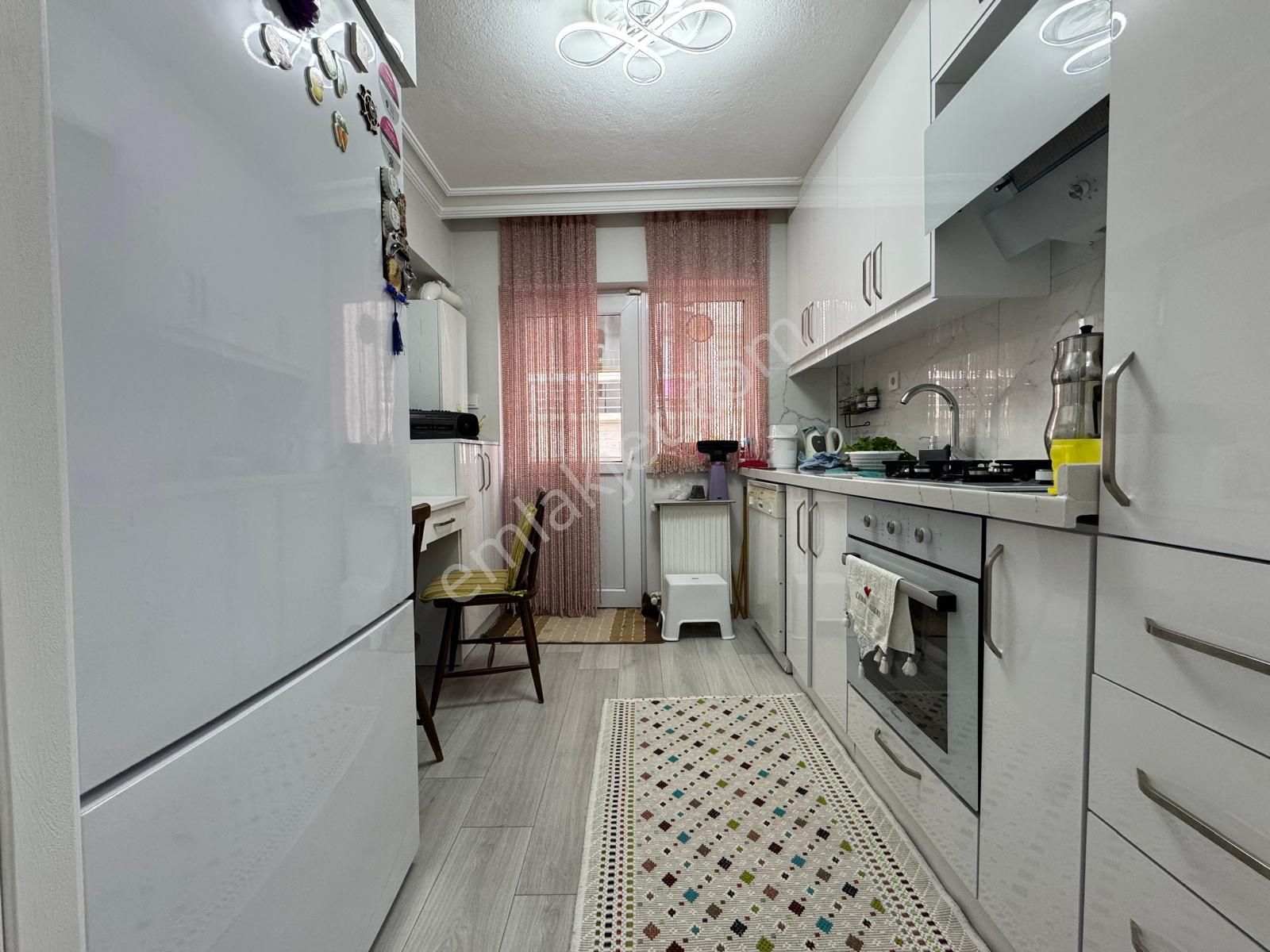 Ufuktepe Mahallesinde Katta Full Yapılı Asansörlü 2+1