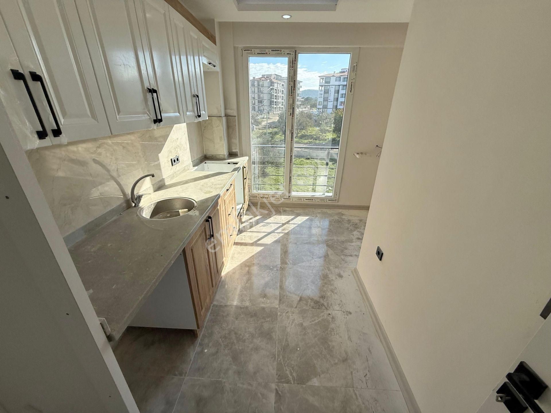 ▓yüksel'den Burhaniye'de Ayrı Mutfaklı Ebeveyn Banyolu 2+1 Daire - Görsel 8