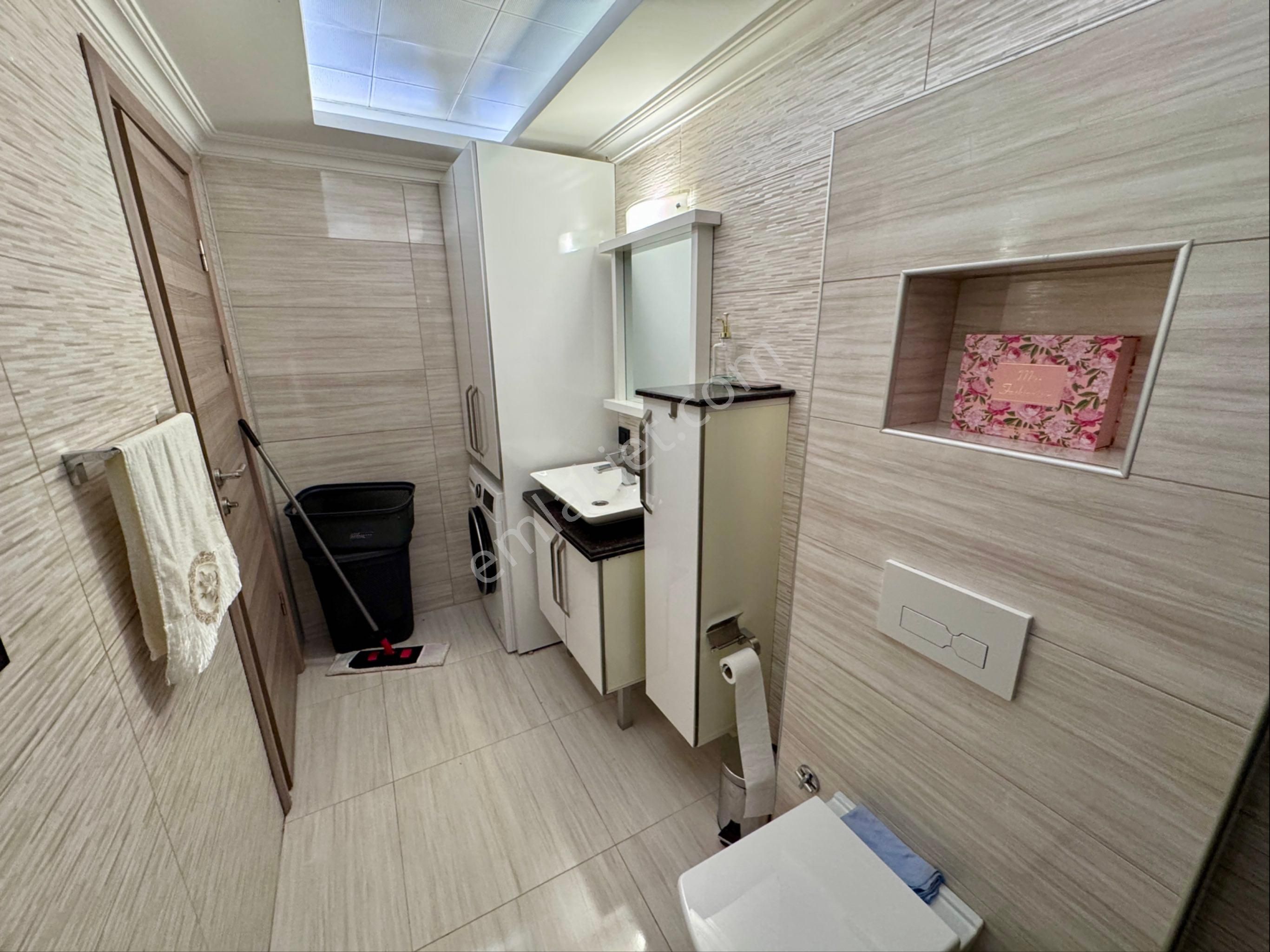 Kuşadası Ege Mahallesi Trend Royal 2 De Bahçe Katı 2+1 Daire - Görsel 23