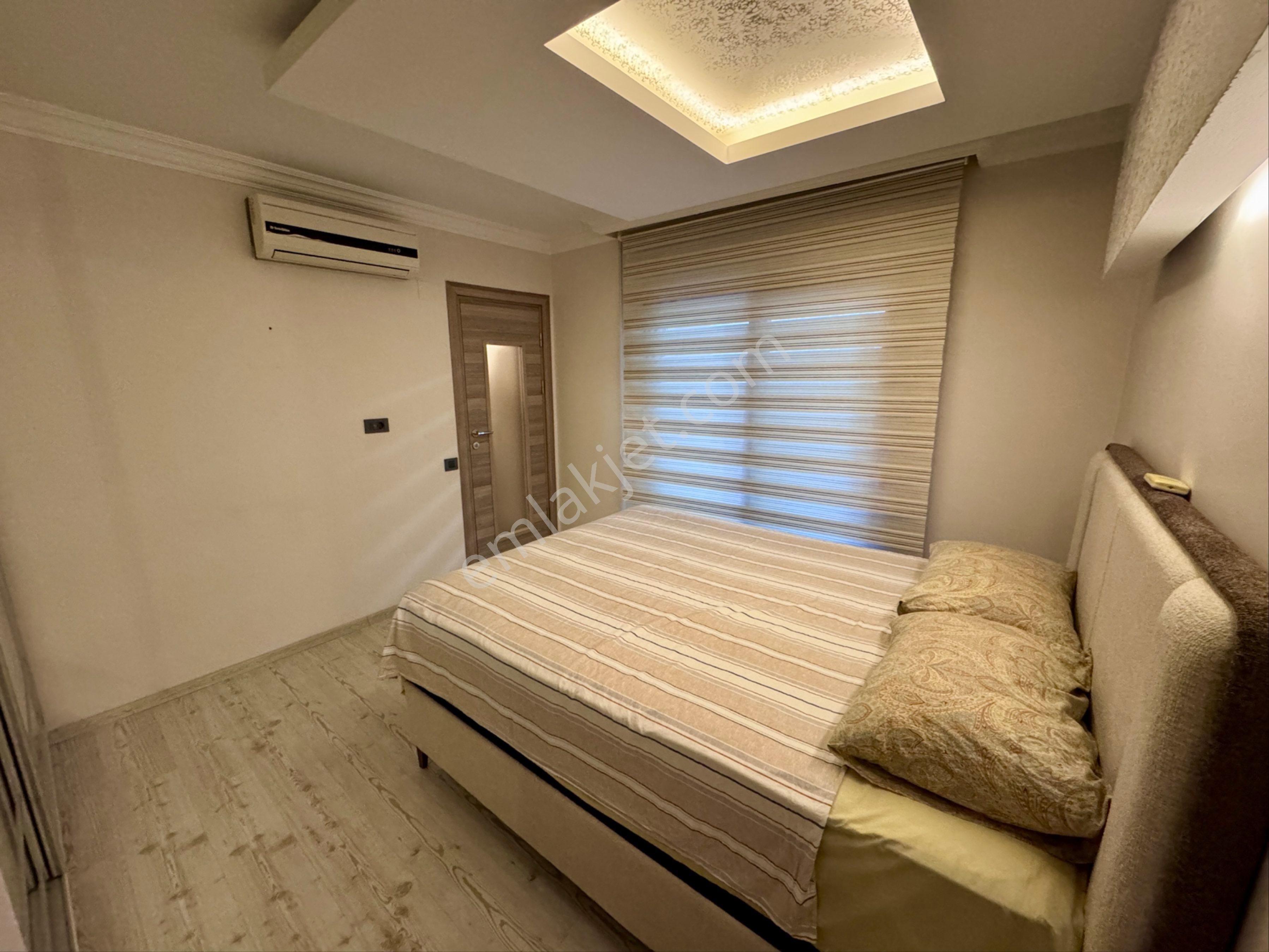 Kuşadası Ege Mahallesi Trend Royal 2 De Bahçe Katı 2+1 Daire - Görsel 16