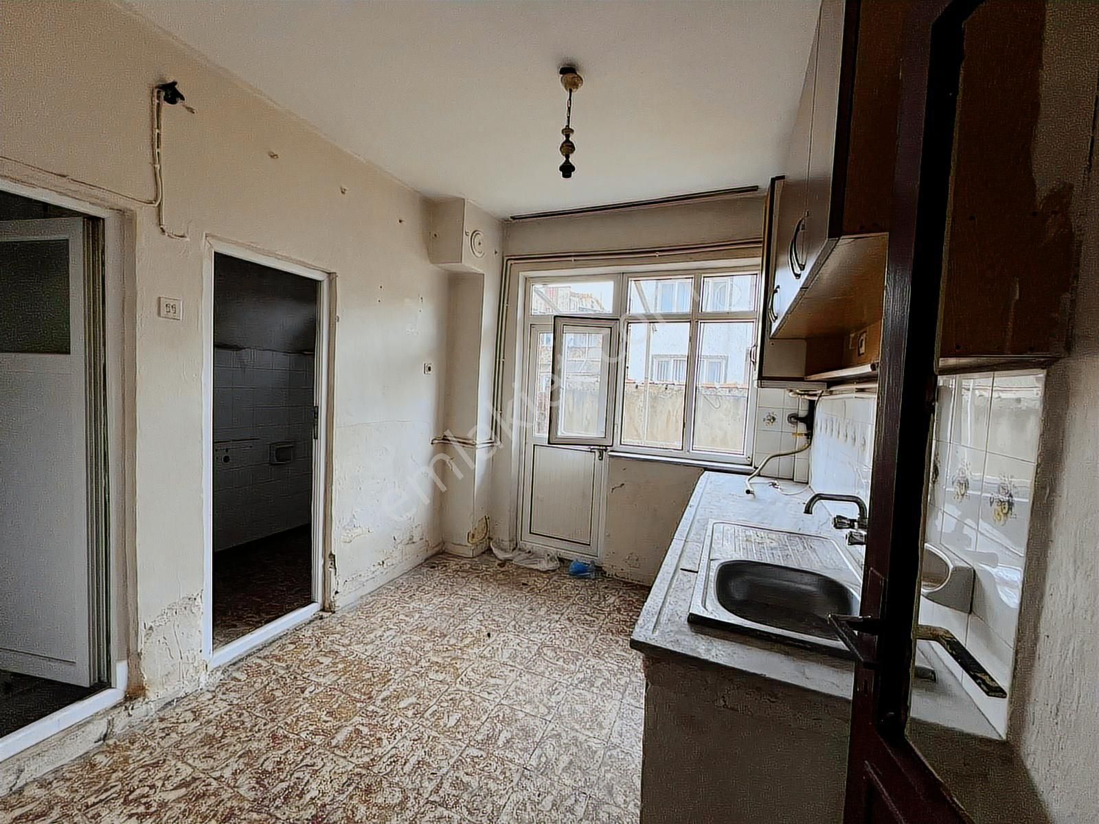 Küçükbalıklıda Komple Satılık Bina | Her Kat 2+1 | Ayrı Ruhsat - Görsel 7