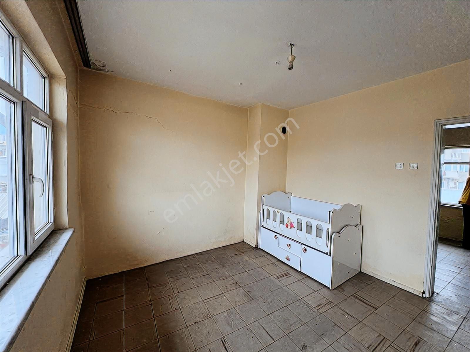 Küçükbalıklıda Komple Satılık Bina | Her Kat 2+1 | Ayrı Ruhsat - Görsel 16