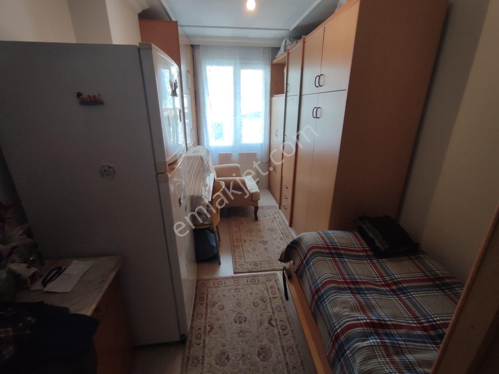 Edremit Kadıköy'de Site İçerisinde Ara Kat Kapalı - Görsel 11