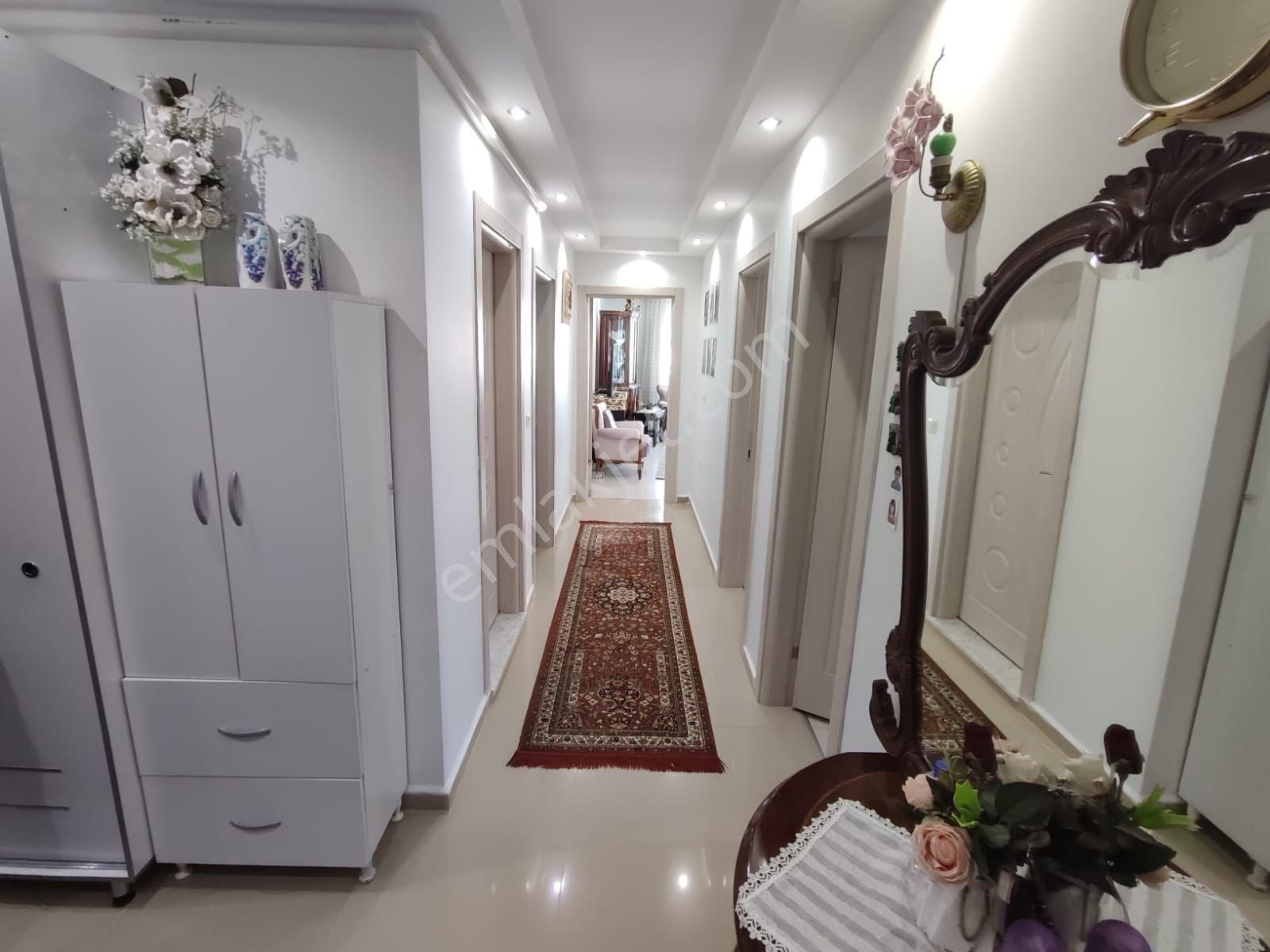 Edremit Kadıköy'de Site İçerisinde Ara Kat Kapalı - Görsel 25