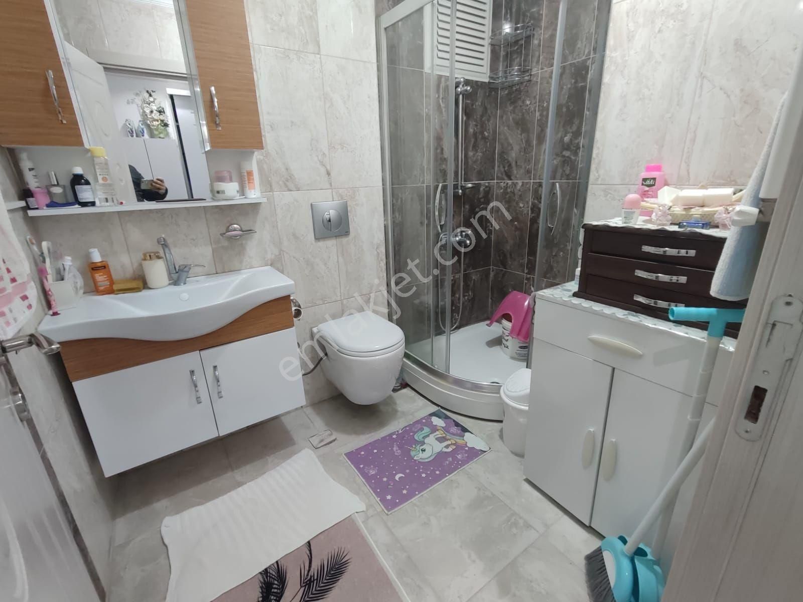 Edremit Kadıköy'de Site İçerisinde Ara Kat Kapalı - Görsel 24