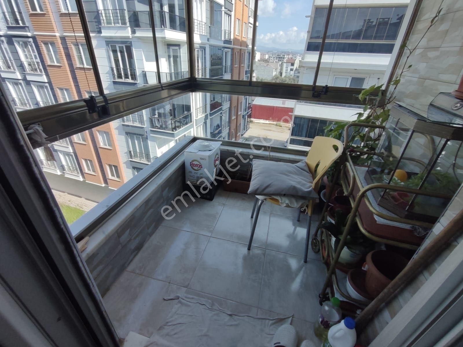 Edremit Kadıköy'de Site İçerisinde Ara Kat Kapalı - Görsel 7