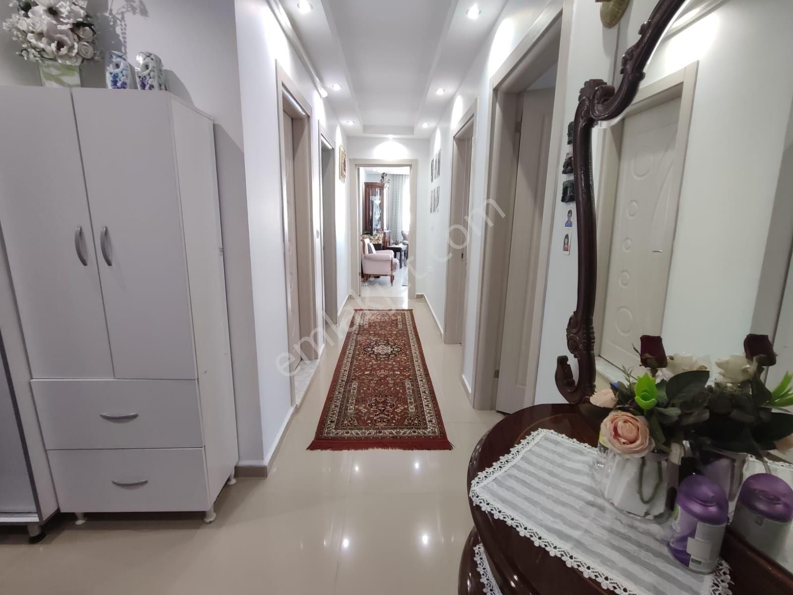 Edremit Kadıköy'de Site İçerisinde Ara Kat Kapalı - Görsel 28