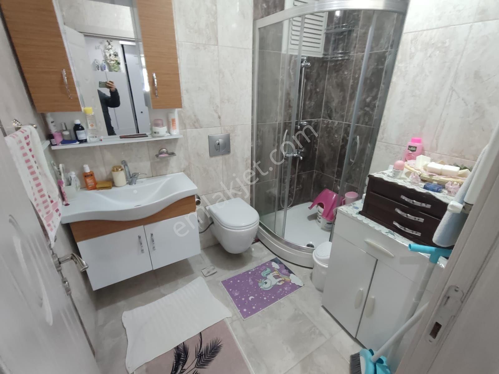 Edremit Kadıköy'de Site İçerisinde Ara Kat Kapalı - Görsel 23