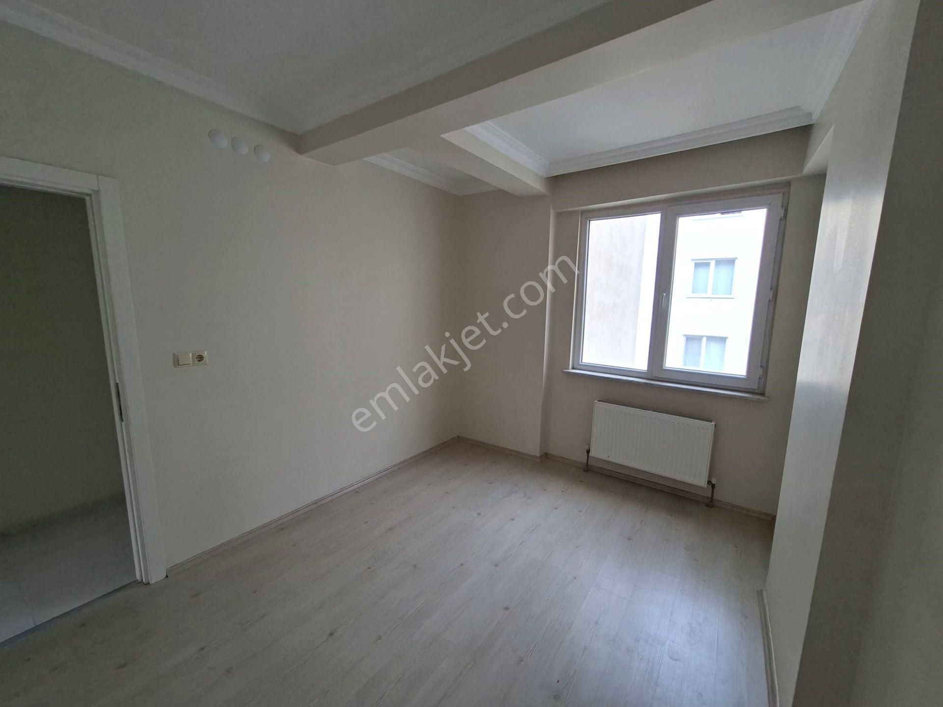 Recep Ümit'ten Esenli Caddesi Yakınında Satılık 2+1 Asansörlü Arakat Geniş Lux Daire - Görsel 21
