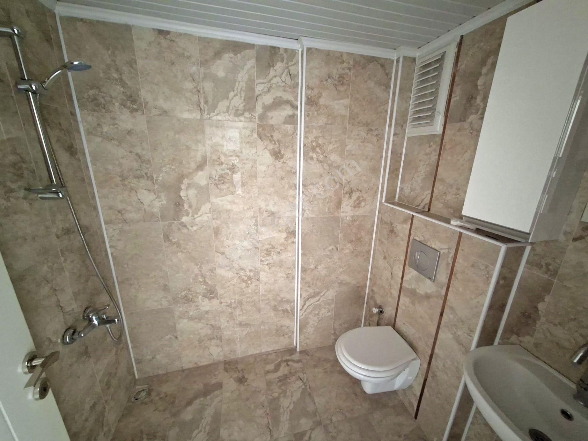 Recep Ümit'ten Esenli Caddesi Yakınında Satılık 2+1 Asansörlü Arakat Geniş Lux Daire - Görsel 32