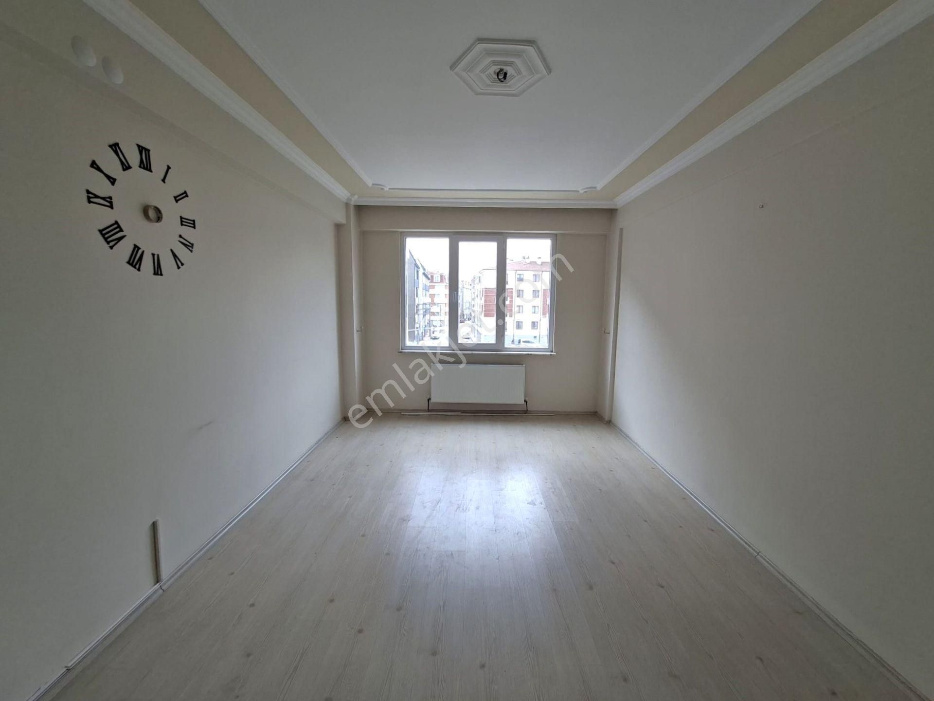 Recep Ümit'ten Esenli Caddesi Yakınında Satılık 2+1 Asansörlü Arakat Geniş Lux Daire - Görsel 27