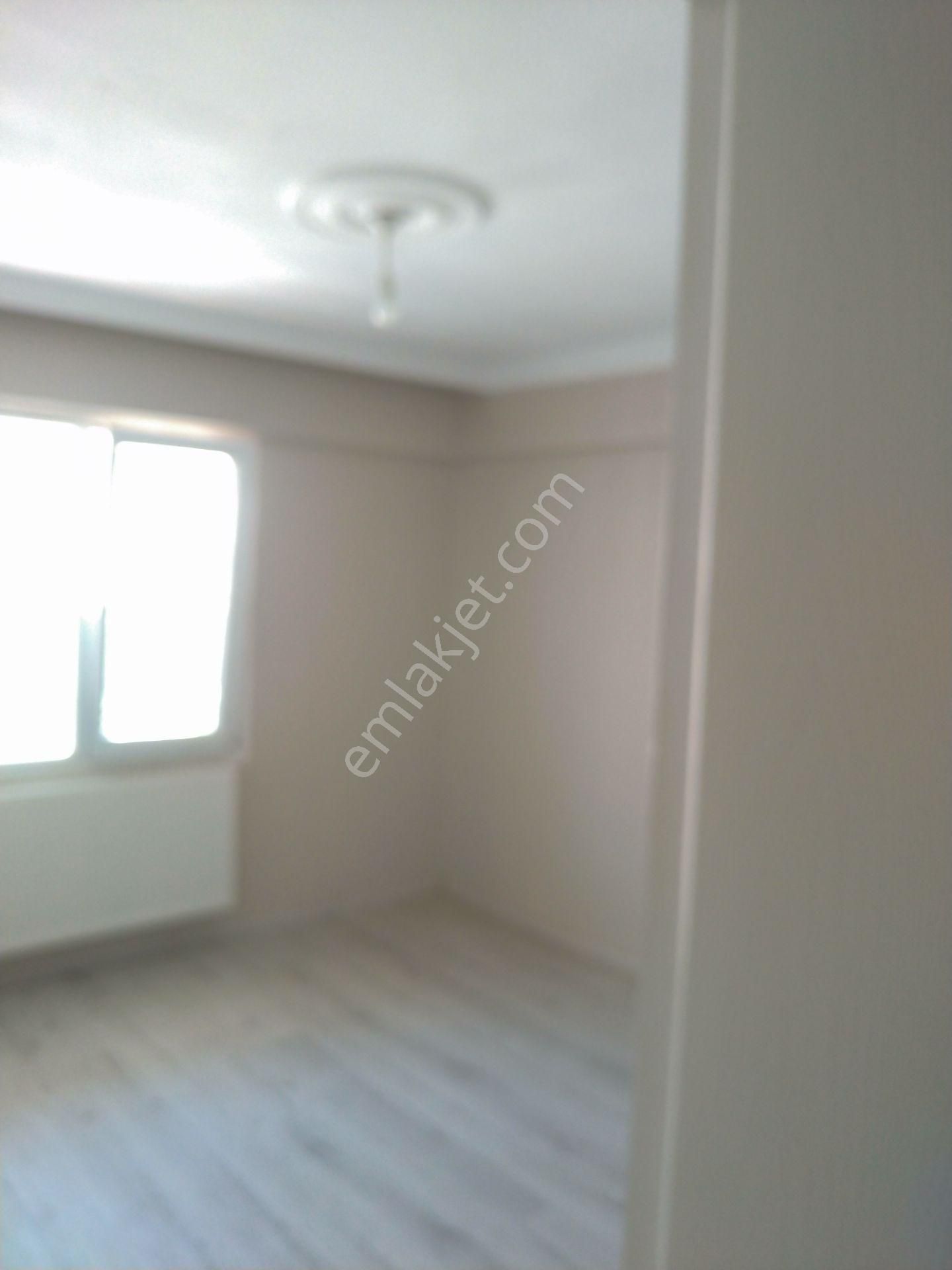 Menemen Esatpaşa Mahallesinde Lise Yolunda Kiralık 3+1 Daire - Görsel 6