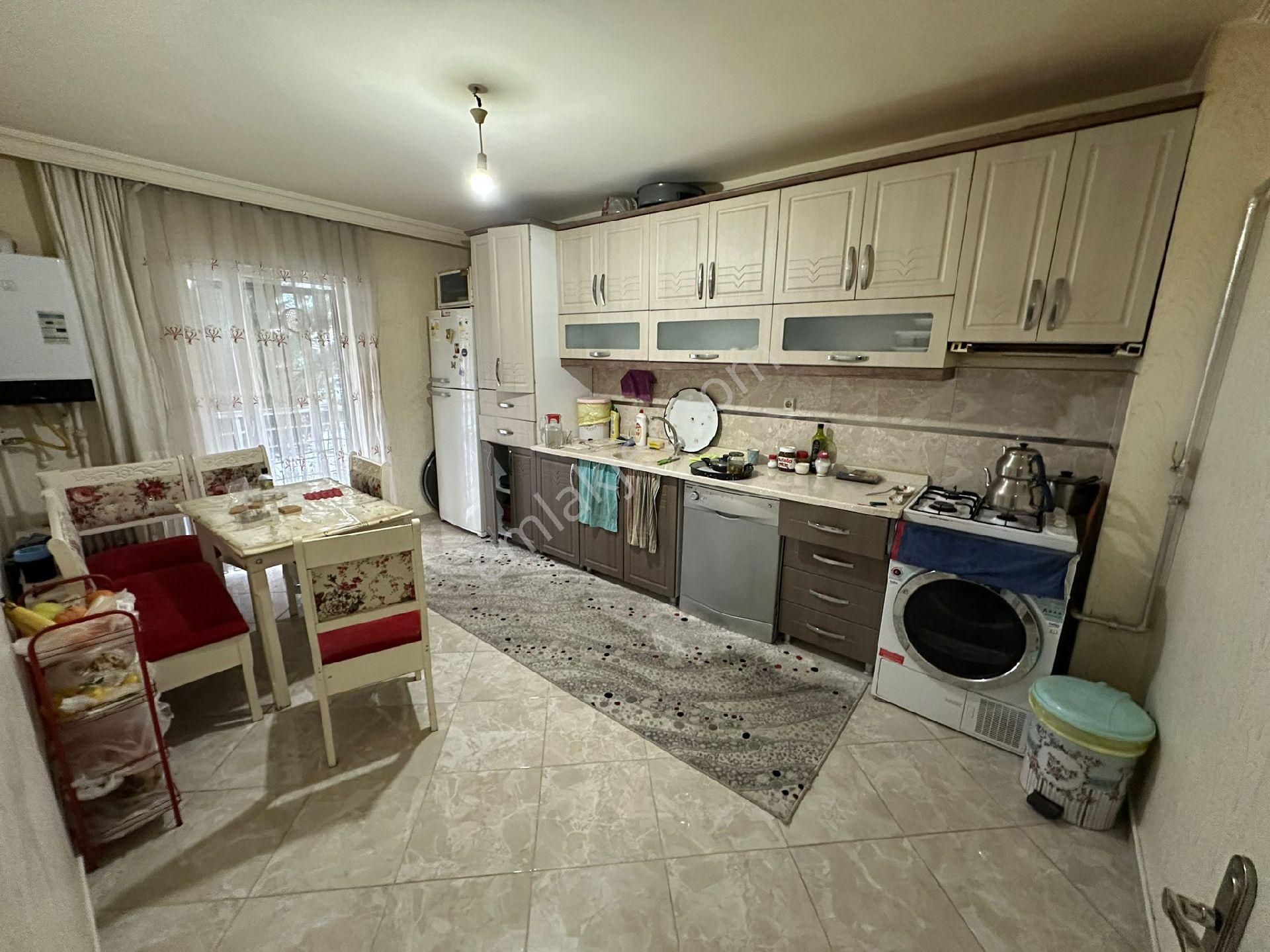 Karapürçek Mahallesi Stadyum Mevki 3+1 Ön Cephe Yüksek Giriş Asansörlü Daire