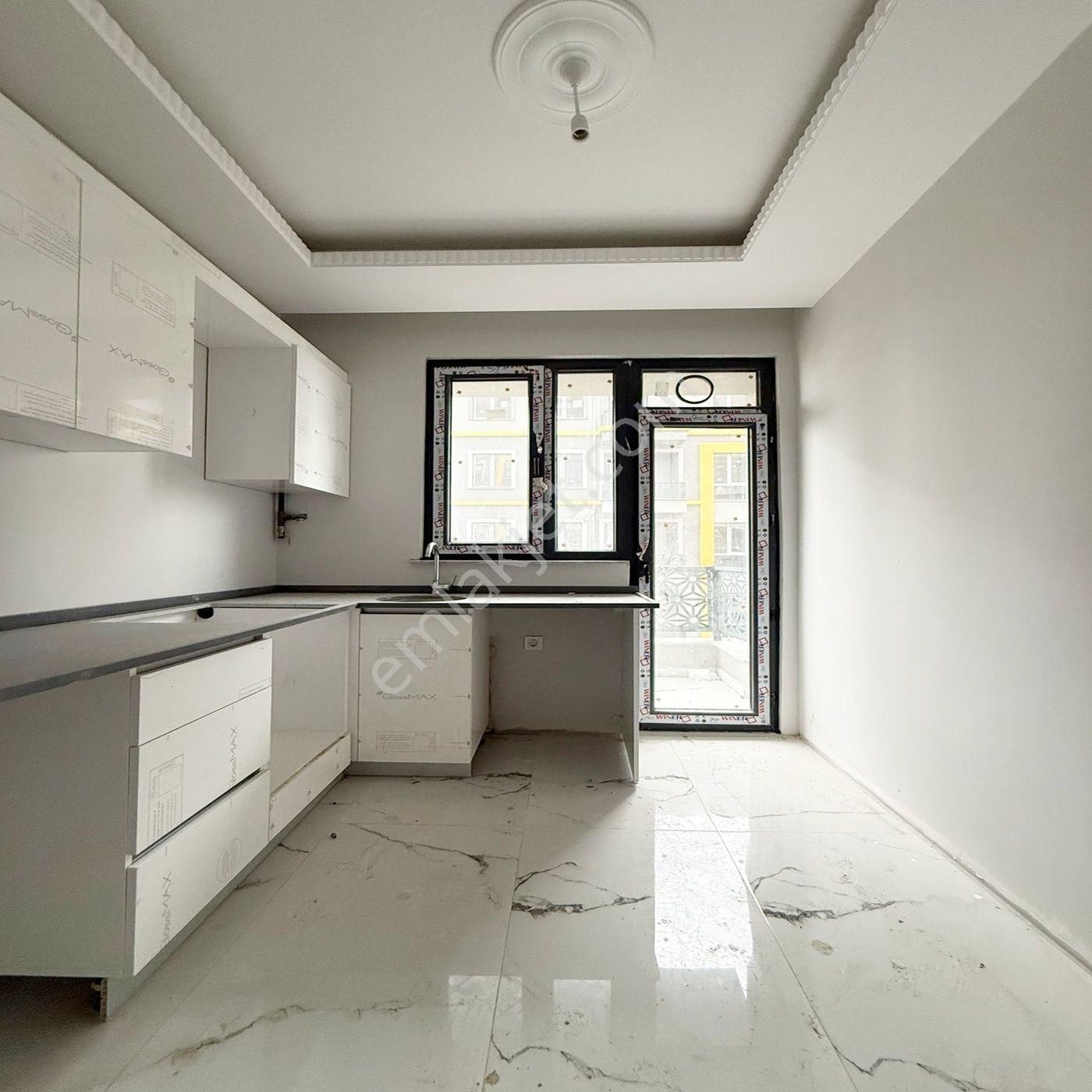 Pusula Yapı'dan Site İçerisinde Kapalı Havuzlu 2+1 Ara Kat !!!