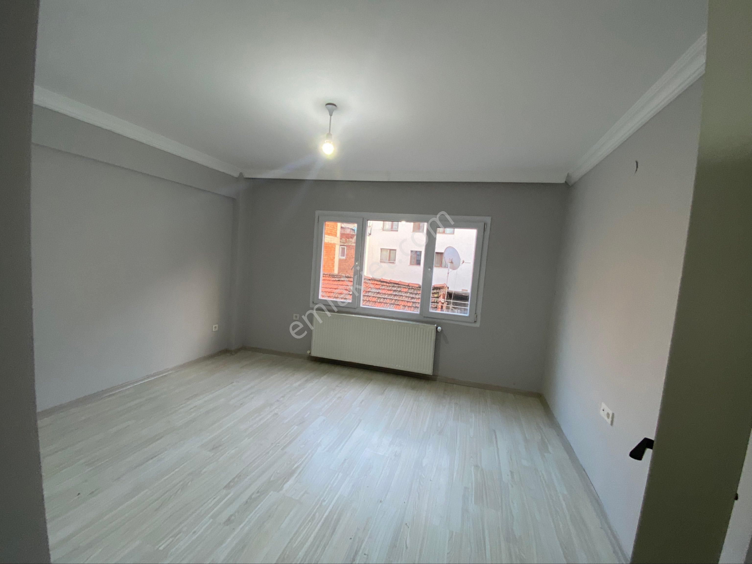 Acill Konak Günşeli Mah.de İzmirpark Avm'yakını 2+1 80m2 Dgazlı Tadilatlı Arakat Satılık Daire - Görsel 3