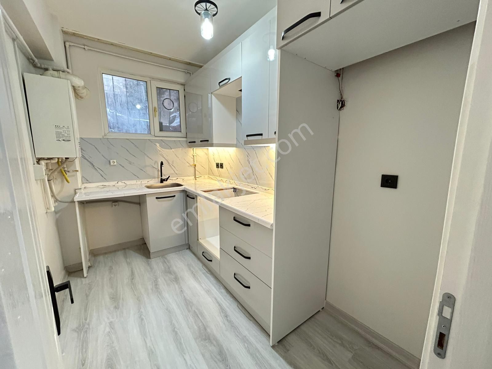 Üç Kardeşler'den 50.yıl Mah Lüx Bahçekatı Tramvaya 2 Dk 2+1