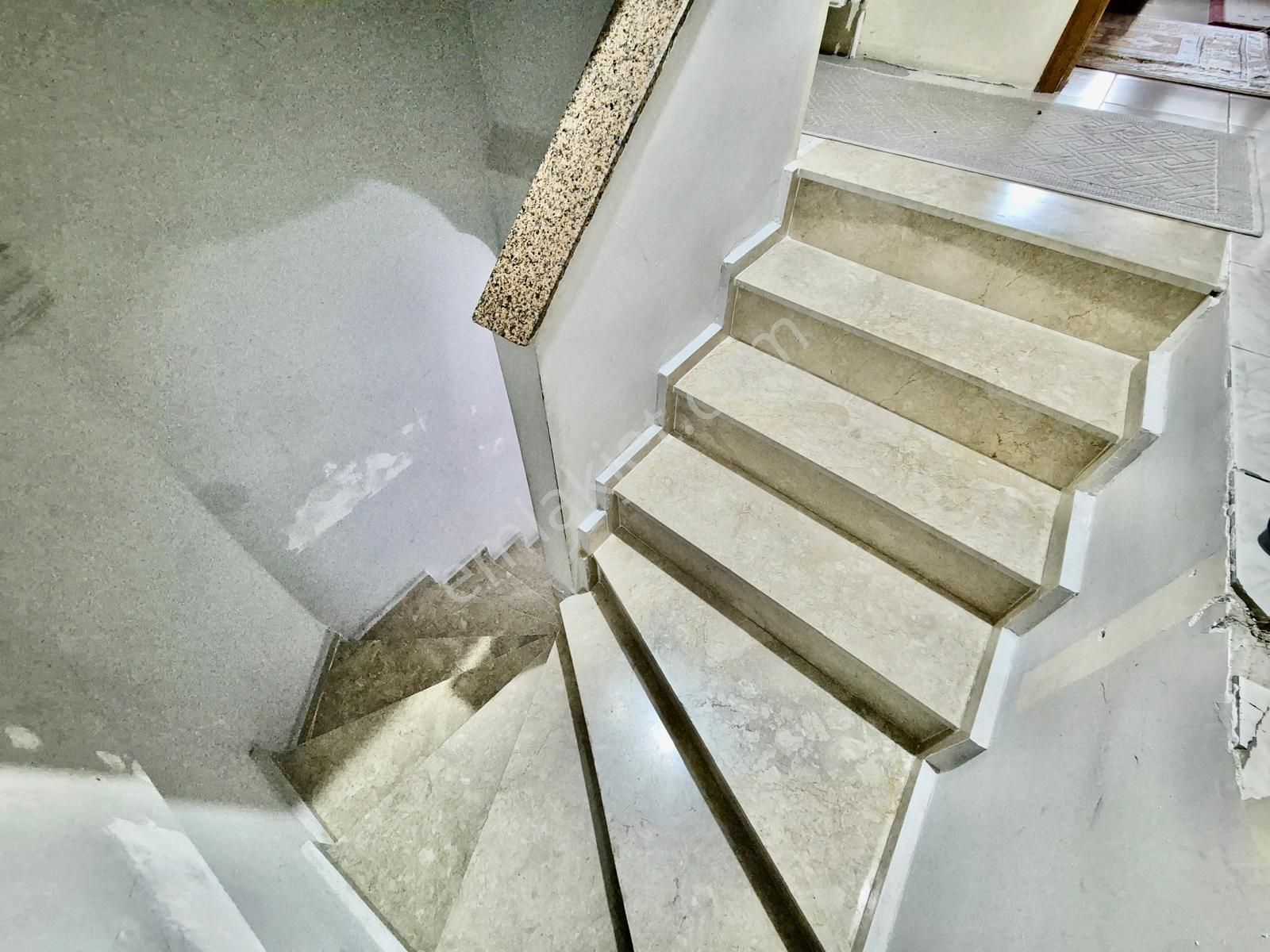 ▓karabuluttan▓akçay'da Değer Kazanan & Yatırımlık 4+1 Dublex - Görsel 17