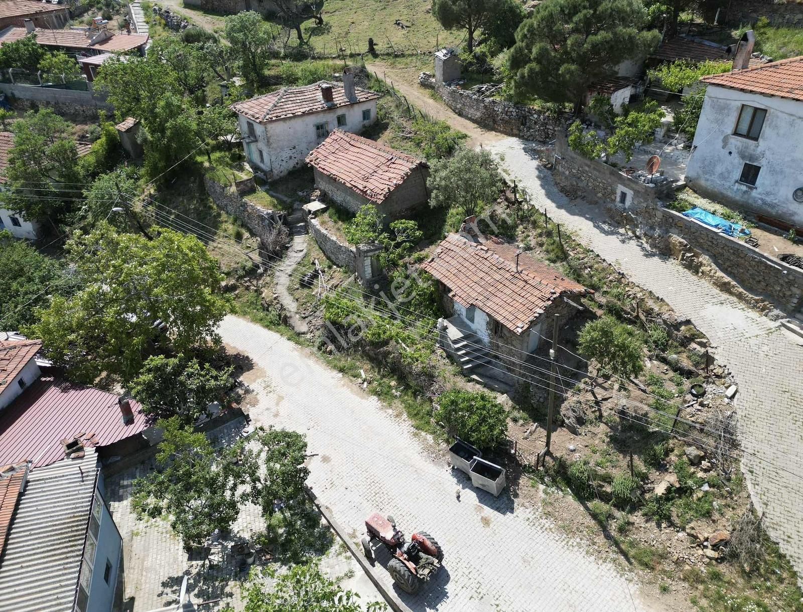 Onmax Burhaniye Kırtık Mahallesi Satılık 177 M2 Arsa Ve Köy Evi - Görsel 35
