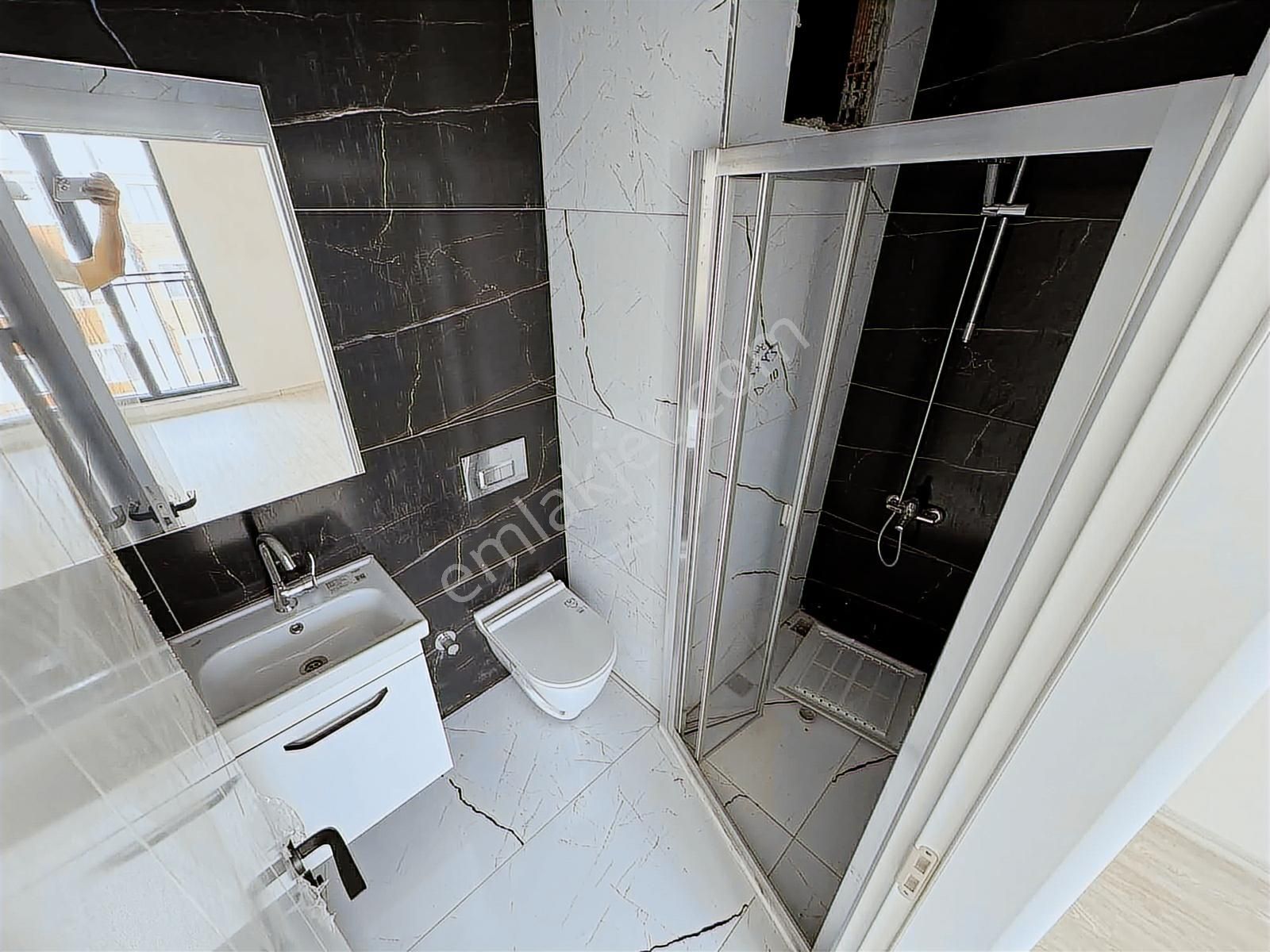Onmax Burhaniye Merkez'de Satılık Sıfır 2+1 100 M2 Ara Kat Daire - Görsel 9