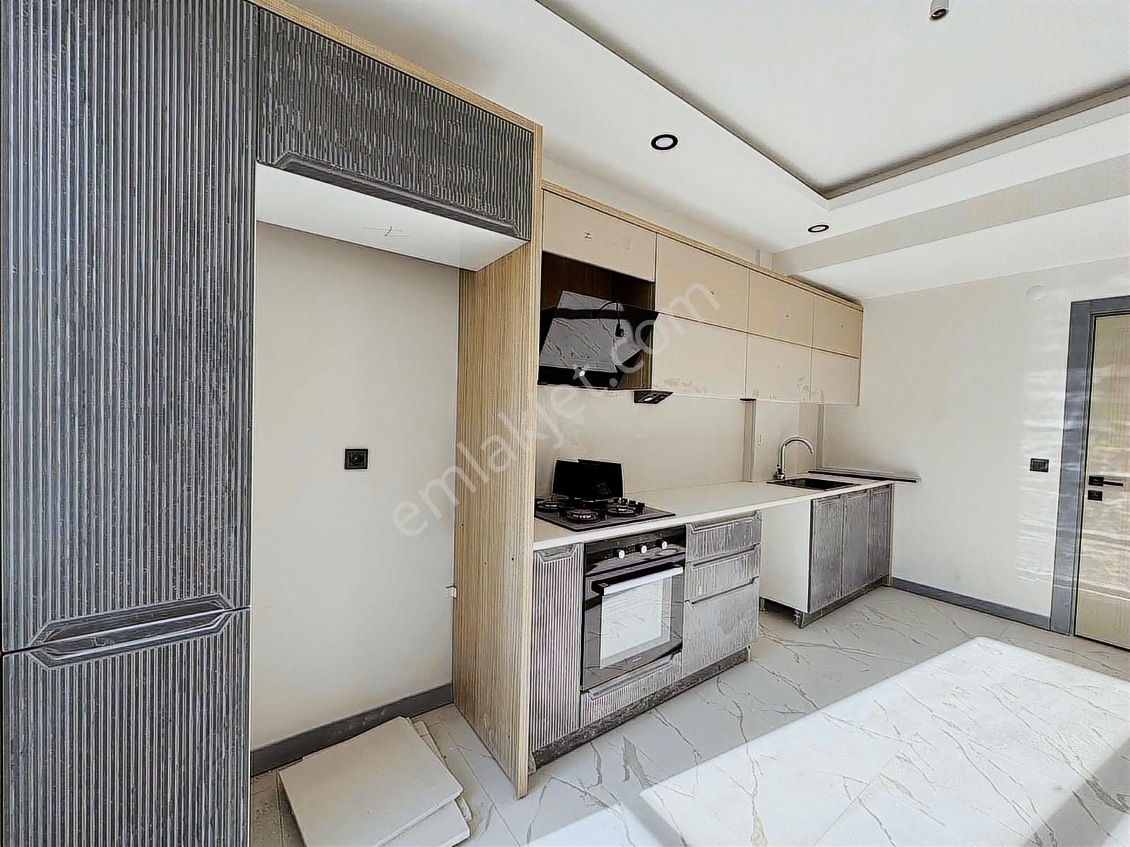 Onmax Burhaniye Mahkemede Satılık Sıfır 4+1 220 M2 Dubleks Daire