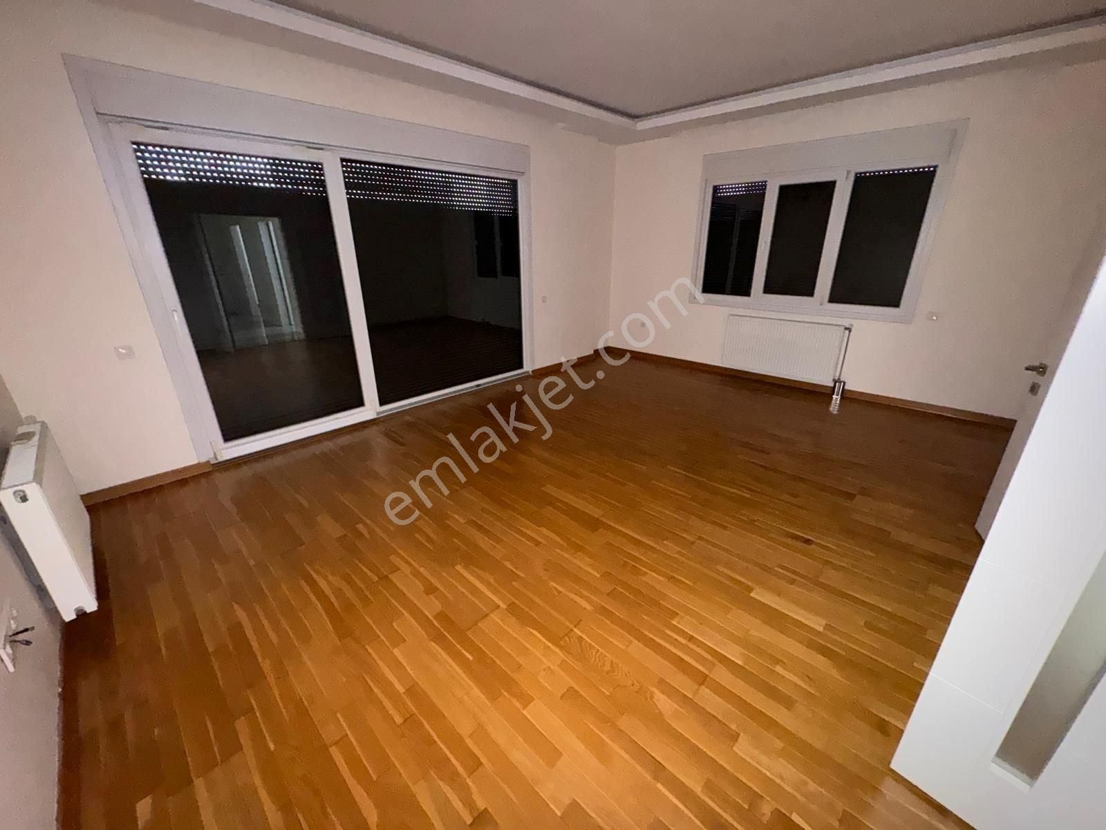 Çiftehavzular Yeşilbaharda Marmaraya Yakın Satılık 3+1 Daire
