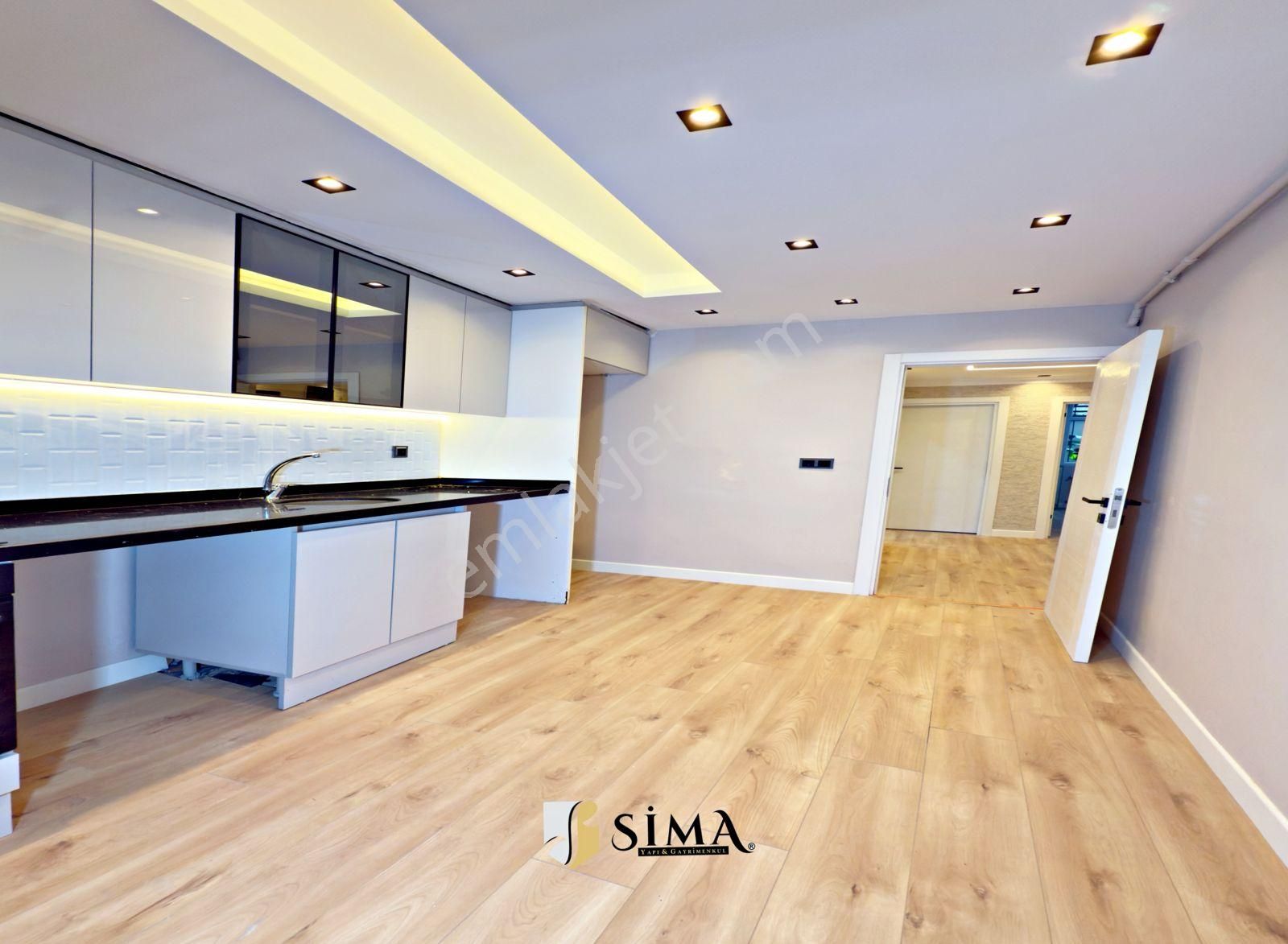 Metrobüse Yakın Kış Bahçeli İçi Full Dekorlu 2+1 Satılık Daire - Görsel 23