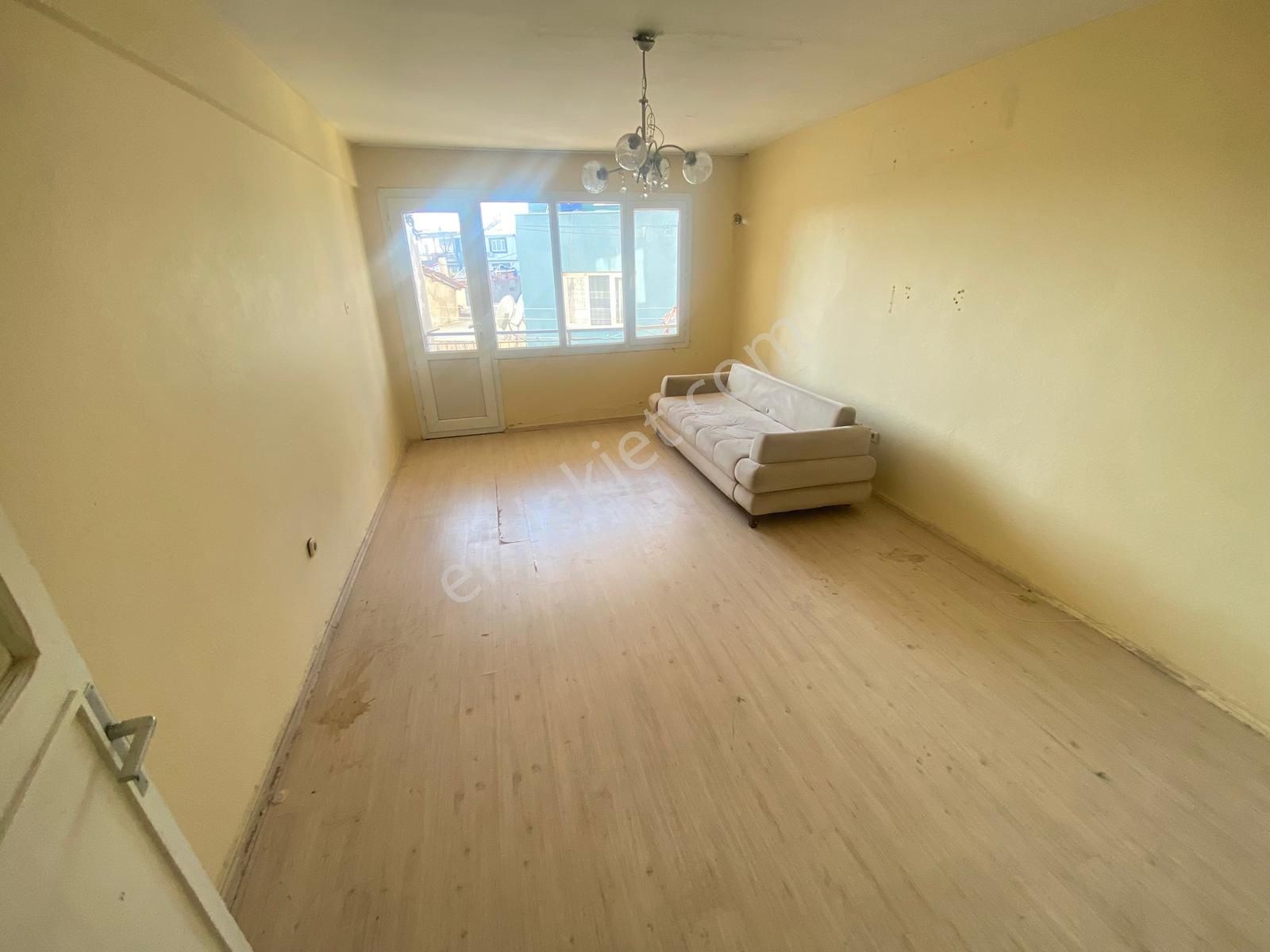 Konak Mehtap Mah.de 3+1 130m2 Arakat Klasik Kiralık Daire - Görsel 3