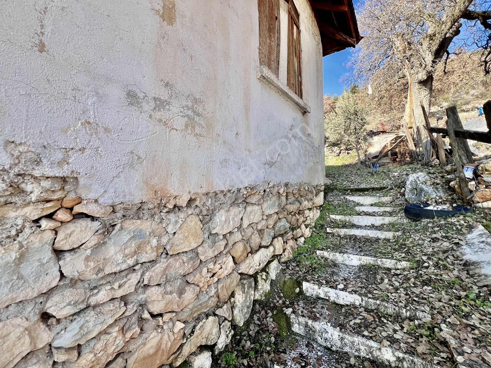 Kaş Çeşme Merkez De Mega'dan Ev Ve 1.250 M2 Bahçe - Görsel 29