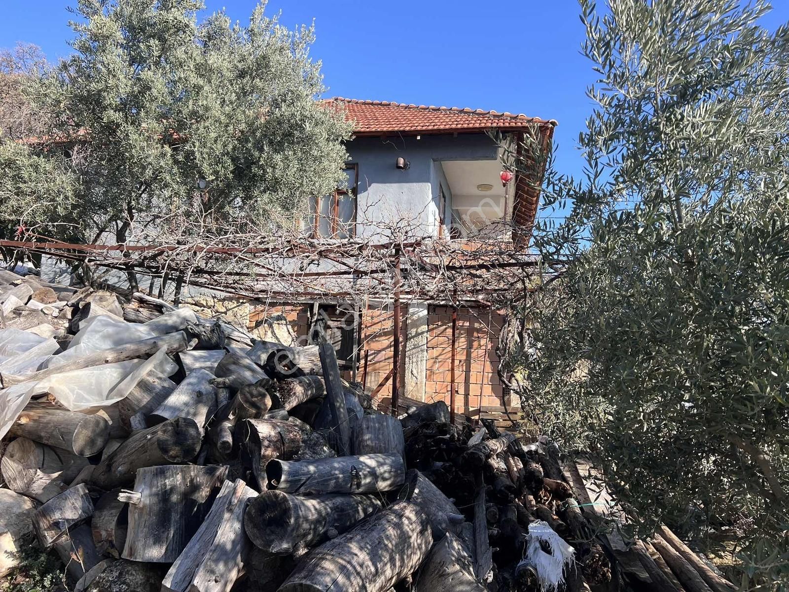 Kaş Çeşme Merkez De Mega'dan Ev Ve 1.250 M2 Bahçe - Görsel 9