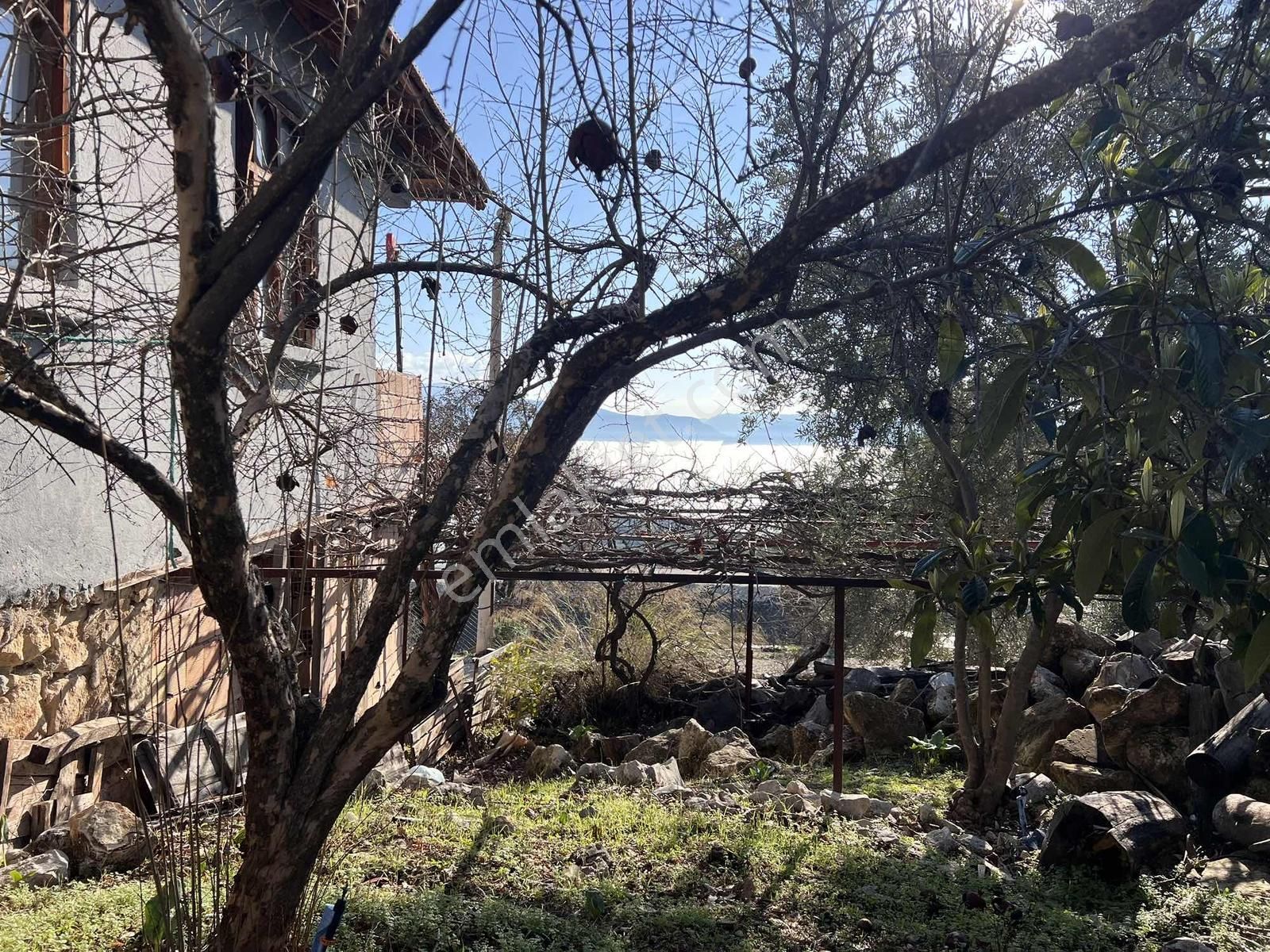 Kaş Çeşme Merkez De Mega'dan Ev Ve 1.250 M2 Bahçe - Görsel 22