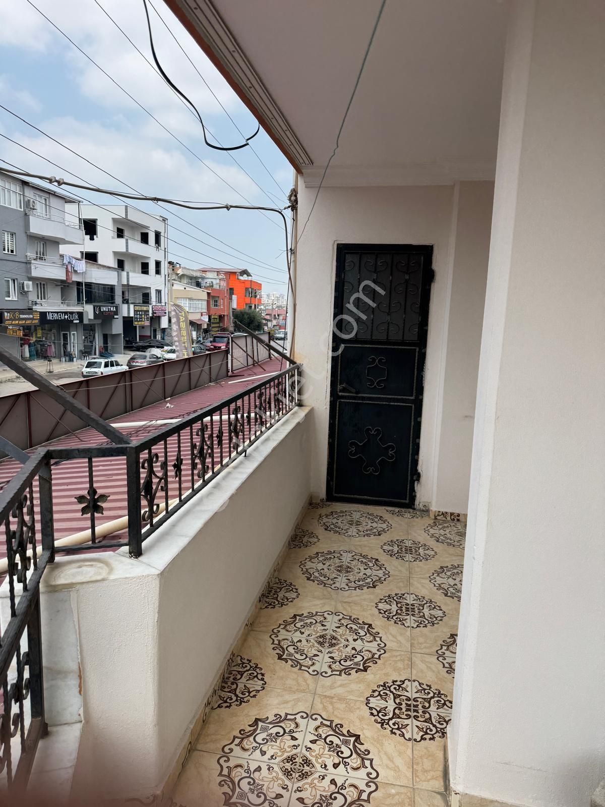 Orhangazi'de Cadde Üstü Geniş 3+1 Doğalgaz Sobalı Kiralık Ev - Görsel 12