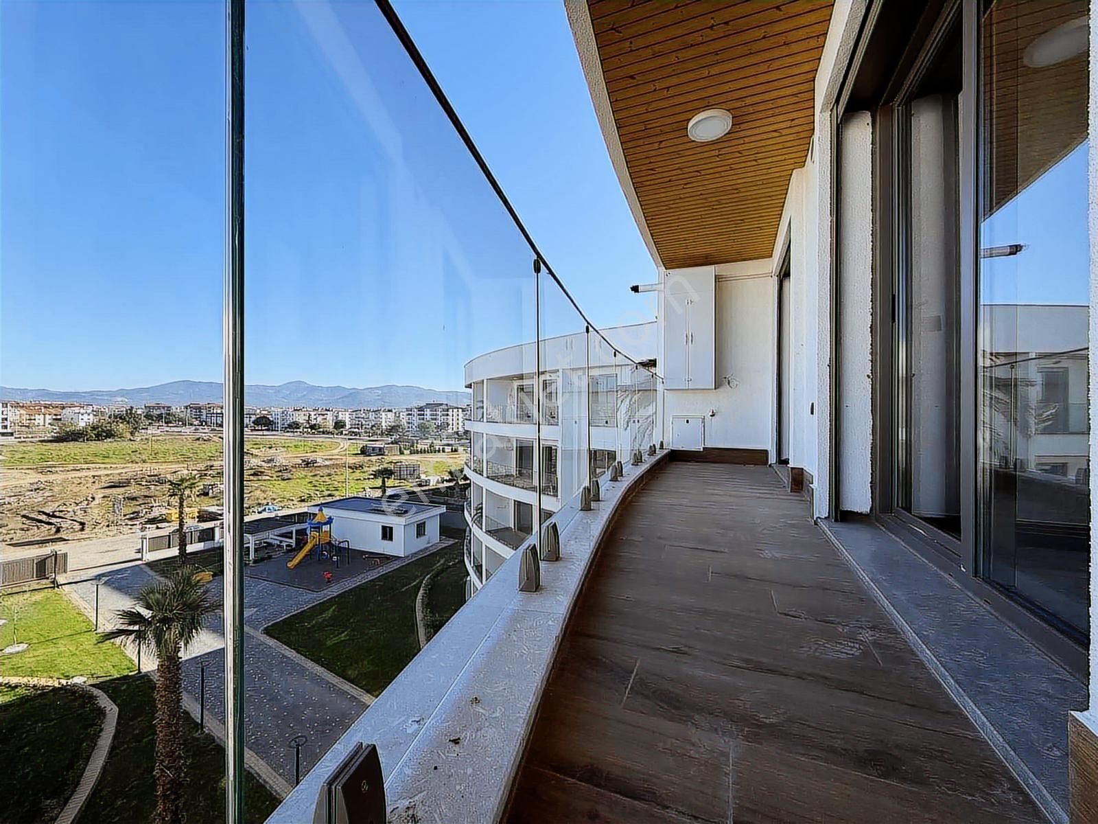 Onmax Ören'de Satılık Sıfır 1+1 70 M2 Ultra Lüx Havuzlu Daire