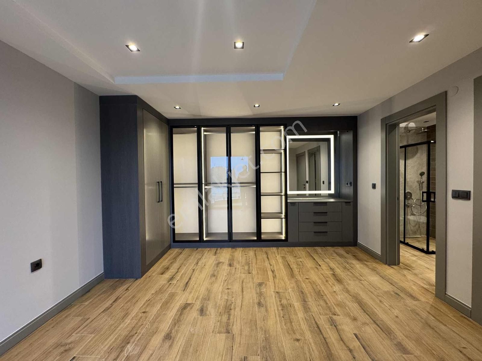 Onmax Örende Satılık Sıfır 3+1 150m2 Site İçi Ultra Lüx Daireler