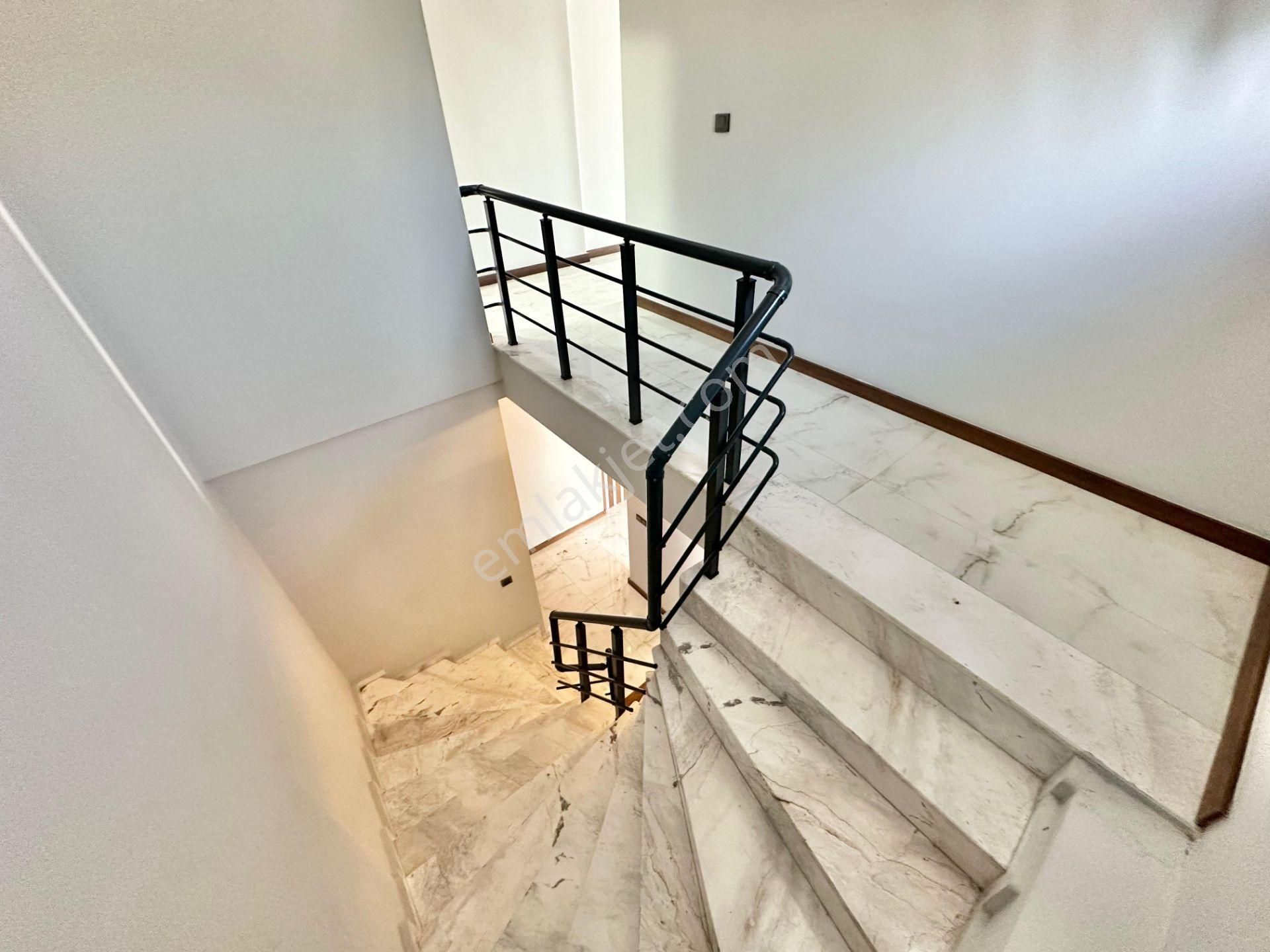 ꧁ay Emlaktan꧂akçay'da Tasarım Harikası Kazdağları Eteklerinde Satılık 3+1 Ön Cephe Dubleks Daire - Görsel 25