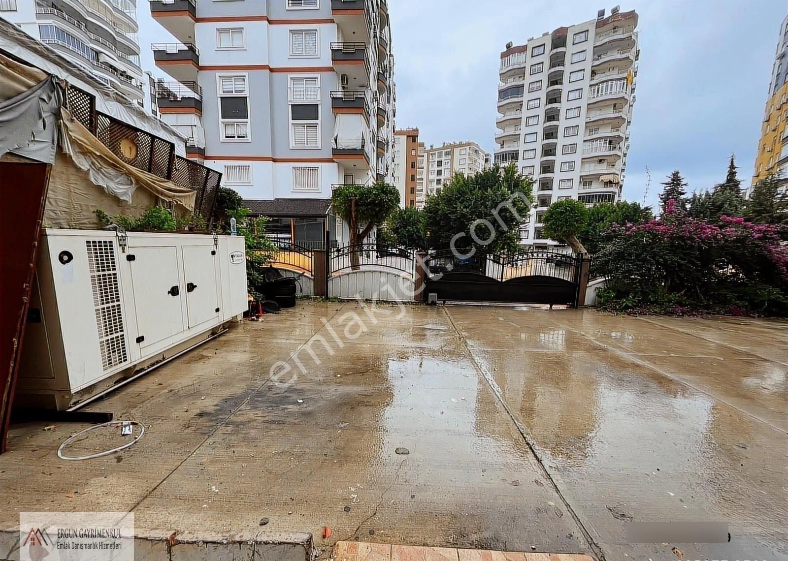 Ergünden Viranşehirde Cadde Üzeri Kiralık 5+1 Herkat Tek Daire - Görsel 17
